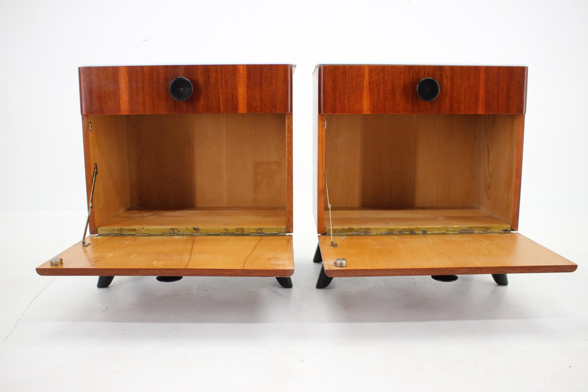 1950s Jindrich Halabala Mahogany Bedside Tables, Czechoslovakia For Sale 8