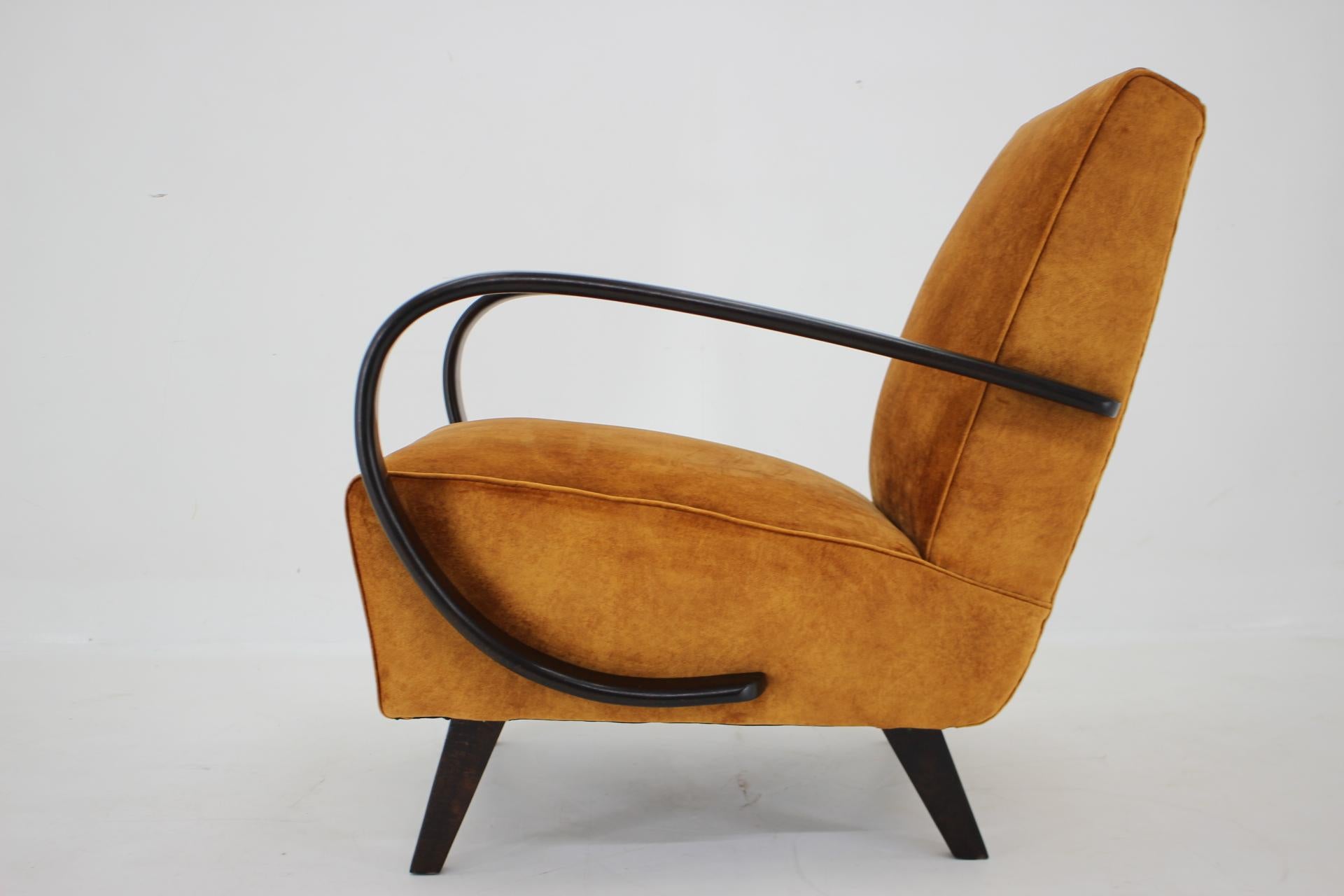 1950s Jindrich Halabala Restored Armchair, Czechoslovakia  For Sale 4