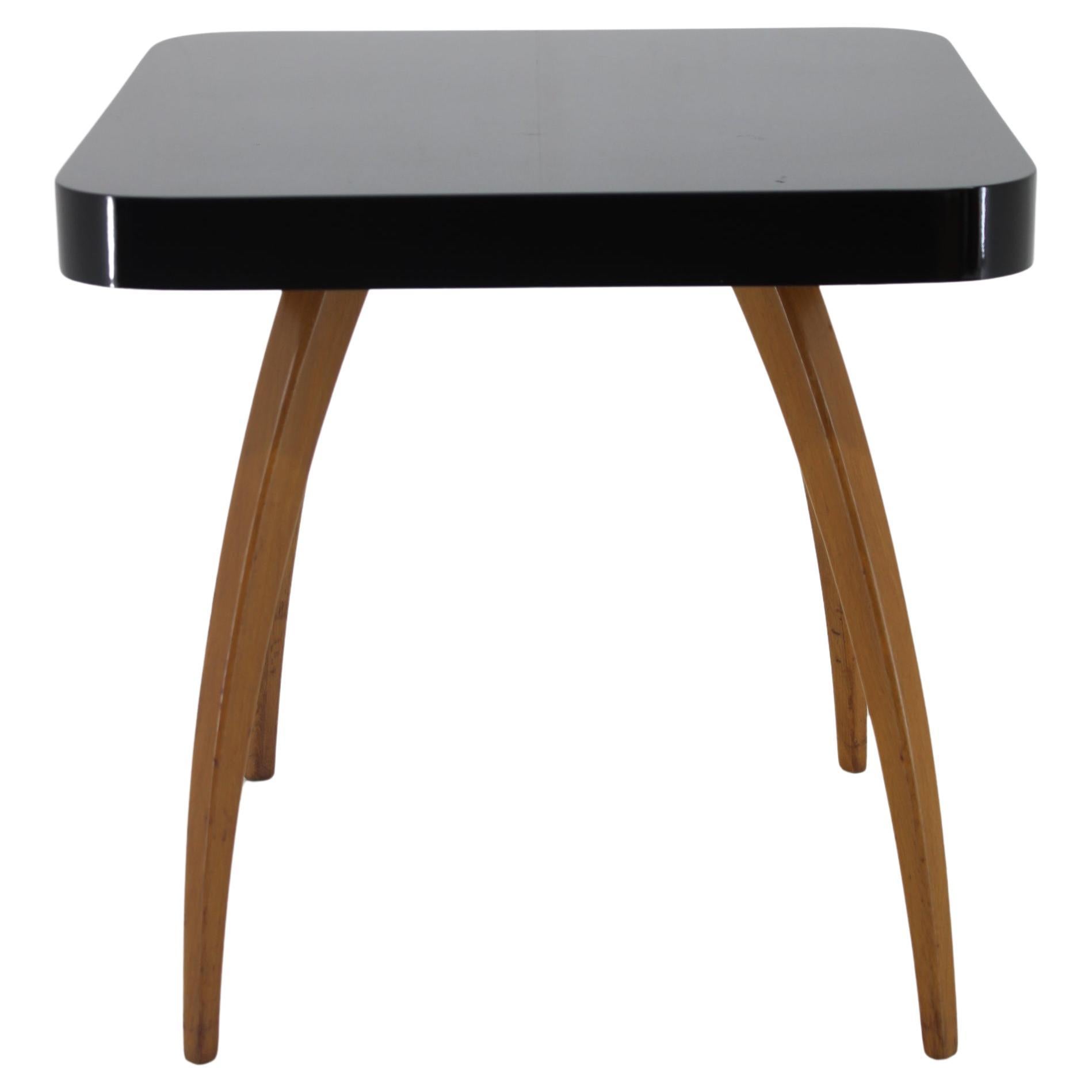 1950s Jindrich Halabala Restored H259 Coffee "Spider" Table, Czechoslovakia  For Sale