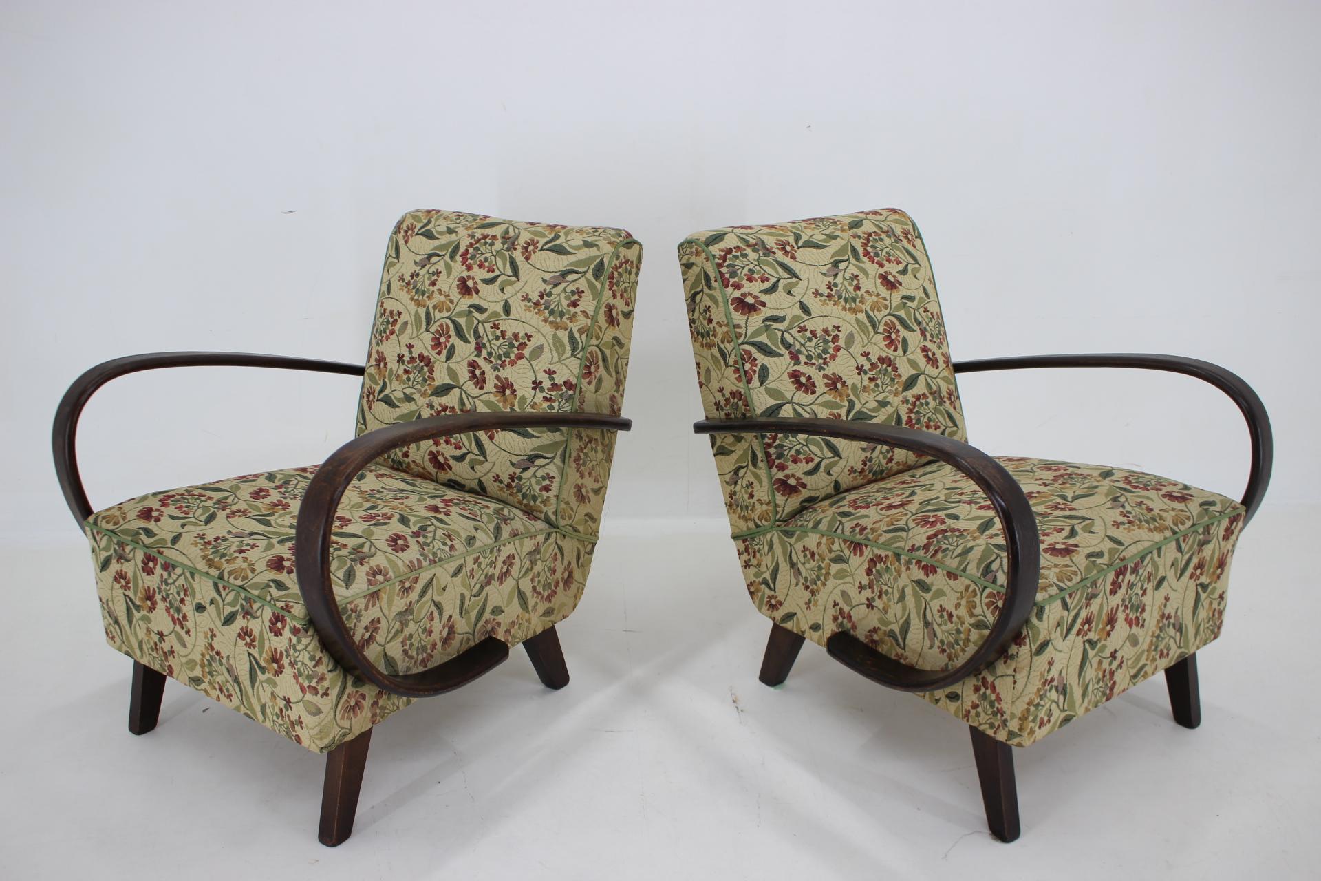 Fabric 1950s Jindrich Halabala Set of Two Armchairs, Czechoslovakia