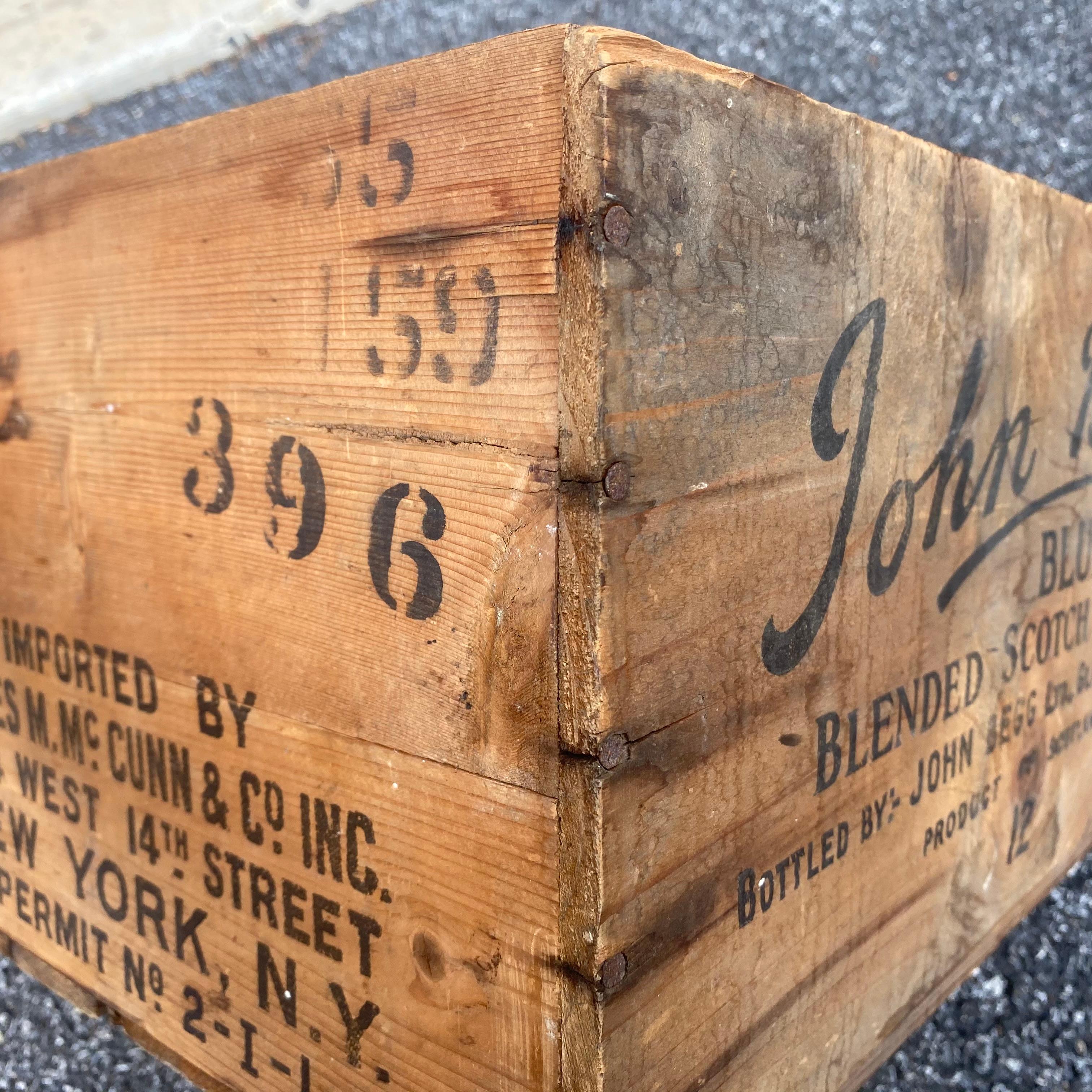 1950's John Begg Scotch Whisky Wooden Crate For Sale 3