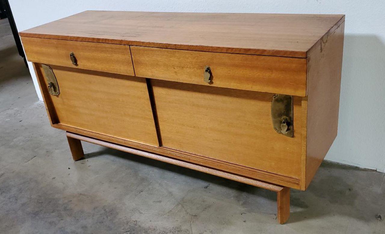 1950s John Keal Petite Buffet for Brown Saltman Philippine Mahogany Credenza For Sale 9