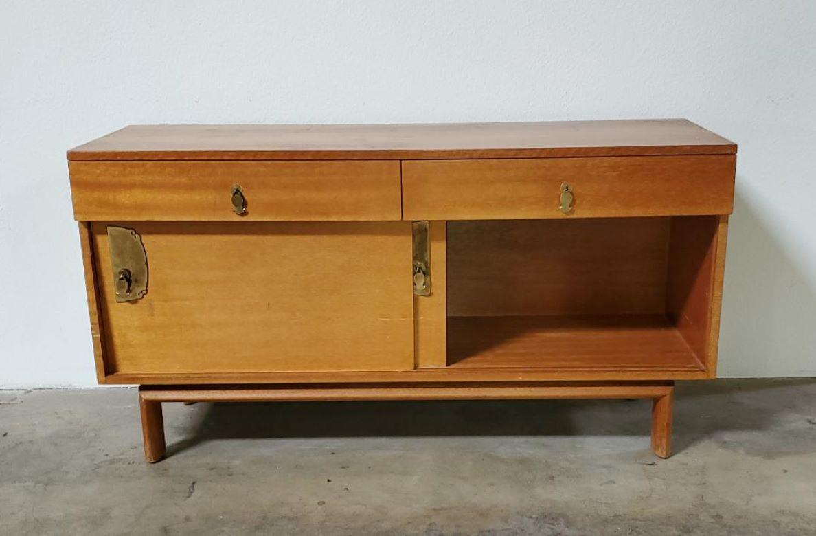 1950s John Keal Petite Buffet for Brown Saltman Philippine Mahogany Credenza For Sale 14