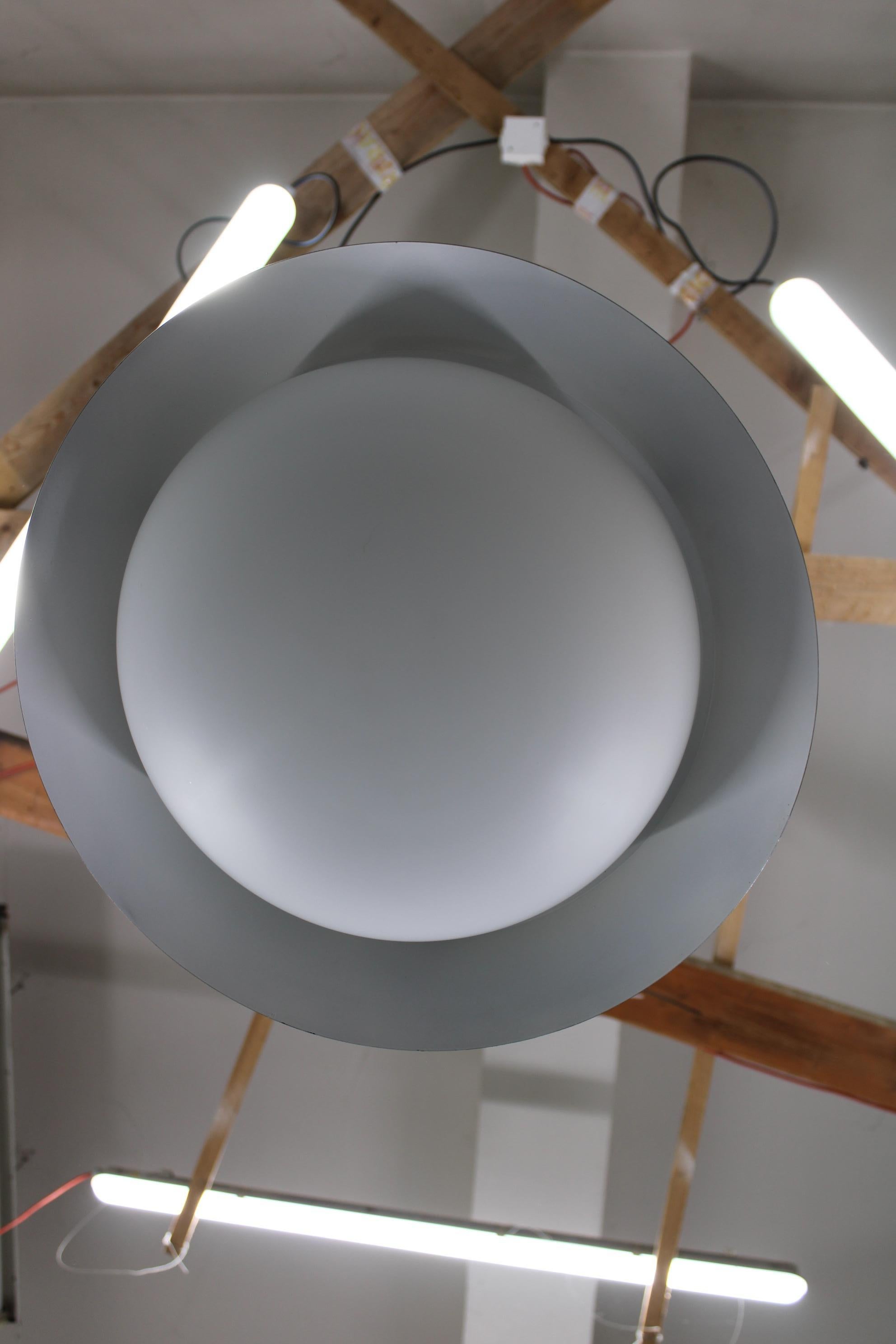 Bauhaus Lampada a sospensione Josef Hurka UFO del 1950 per Napako, Cecoslovacchia in vendita