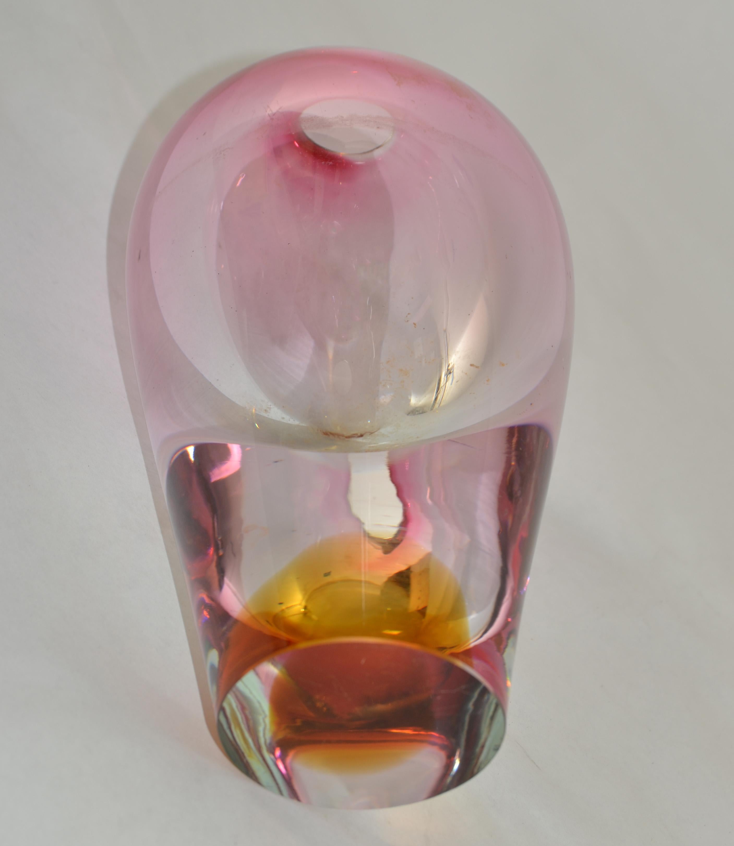 Vaso di vetro soffiato Josef Rozinek per Borocrystal del 1950, Ambra rosa, Cecoslovacchia in vendita 3