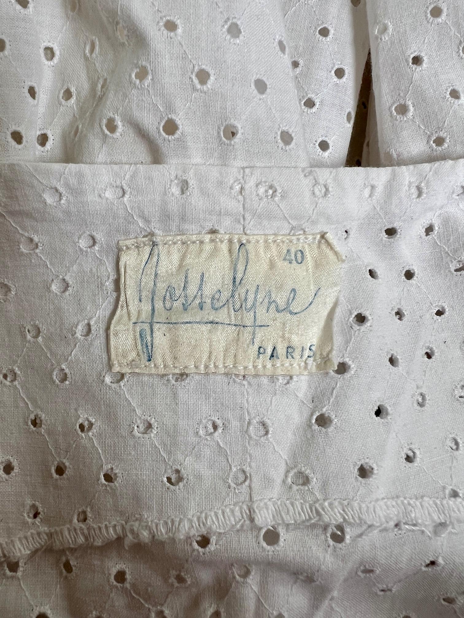 De las mujeres Años 50 Josselyne de París Vestido blanco de ojetes de algodón en venta