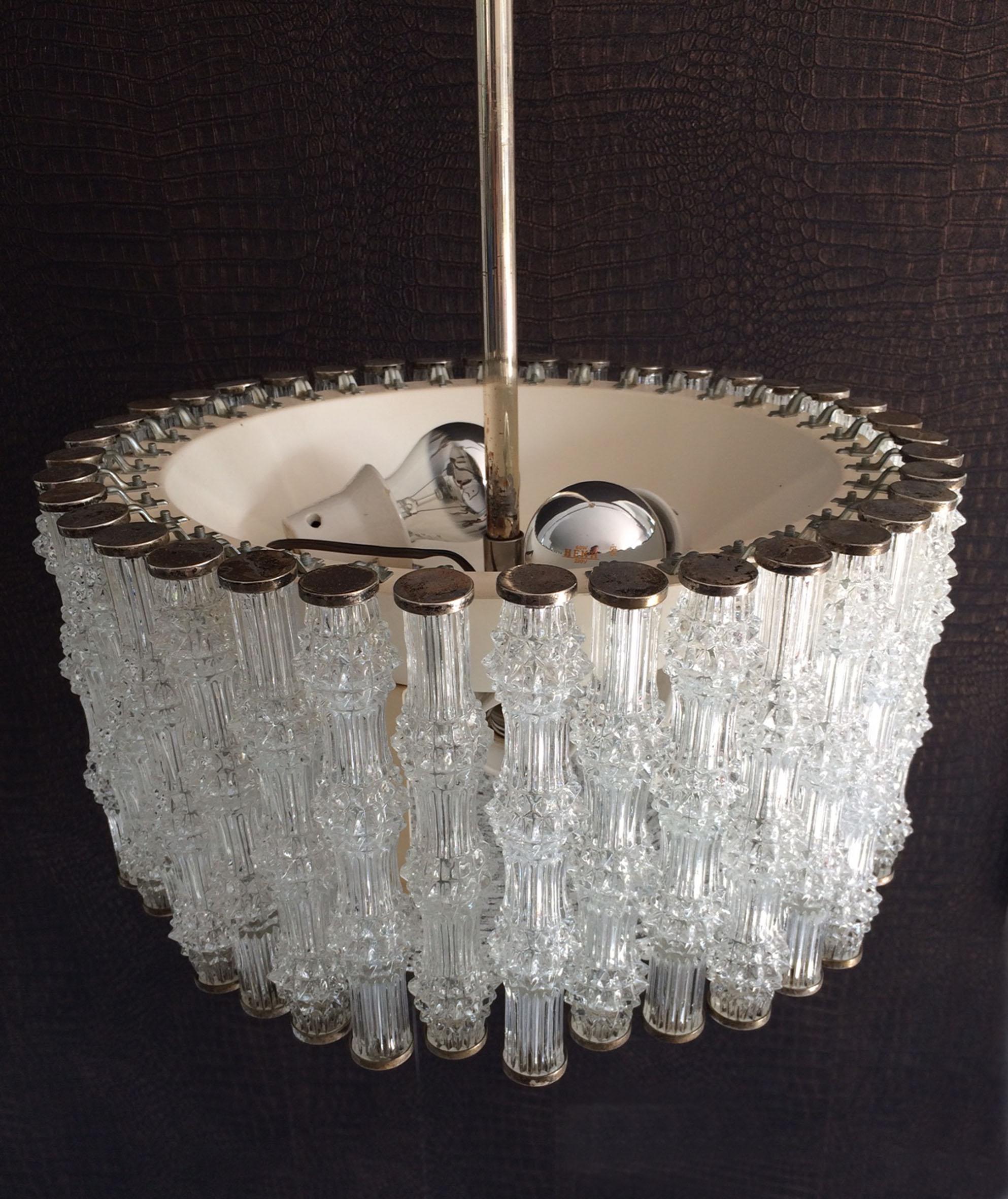 1950's Kaiser Leuchten Design Primat Ice Texture Crystal Drum Chandelier In Good Condition For Sale In Oud-Turnhout, VAN