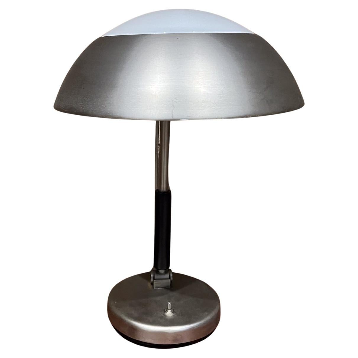 1950er Karl Trabert Deutsche Schreibtisch-Tischlampe Bauhaus