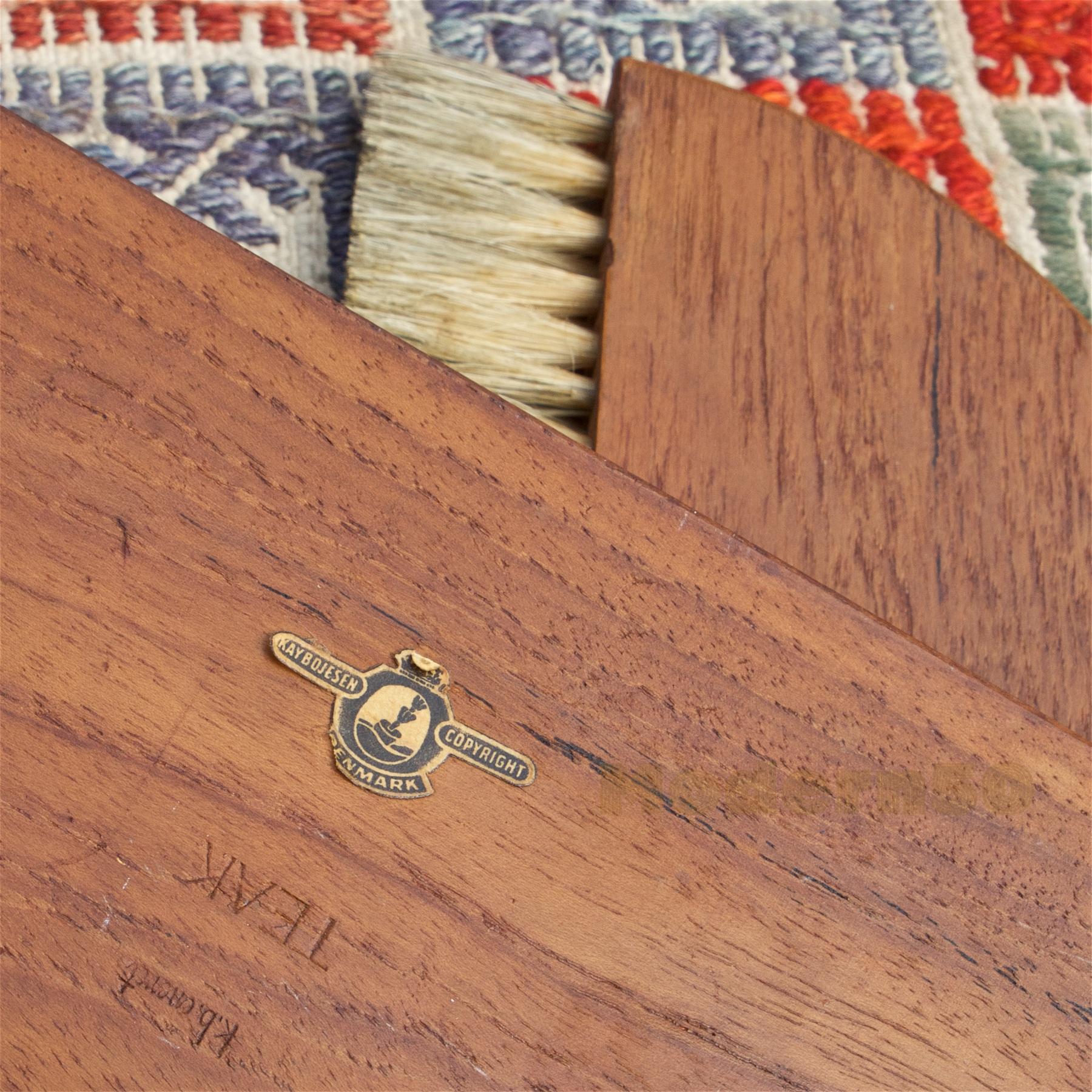 Set di spolverini in teak del 1950 di Kay Bojesen in vendita 2