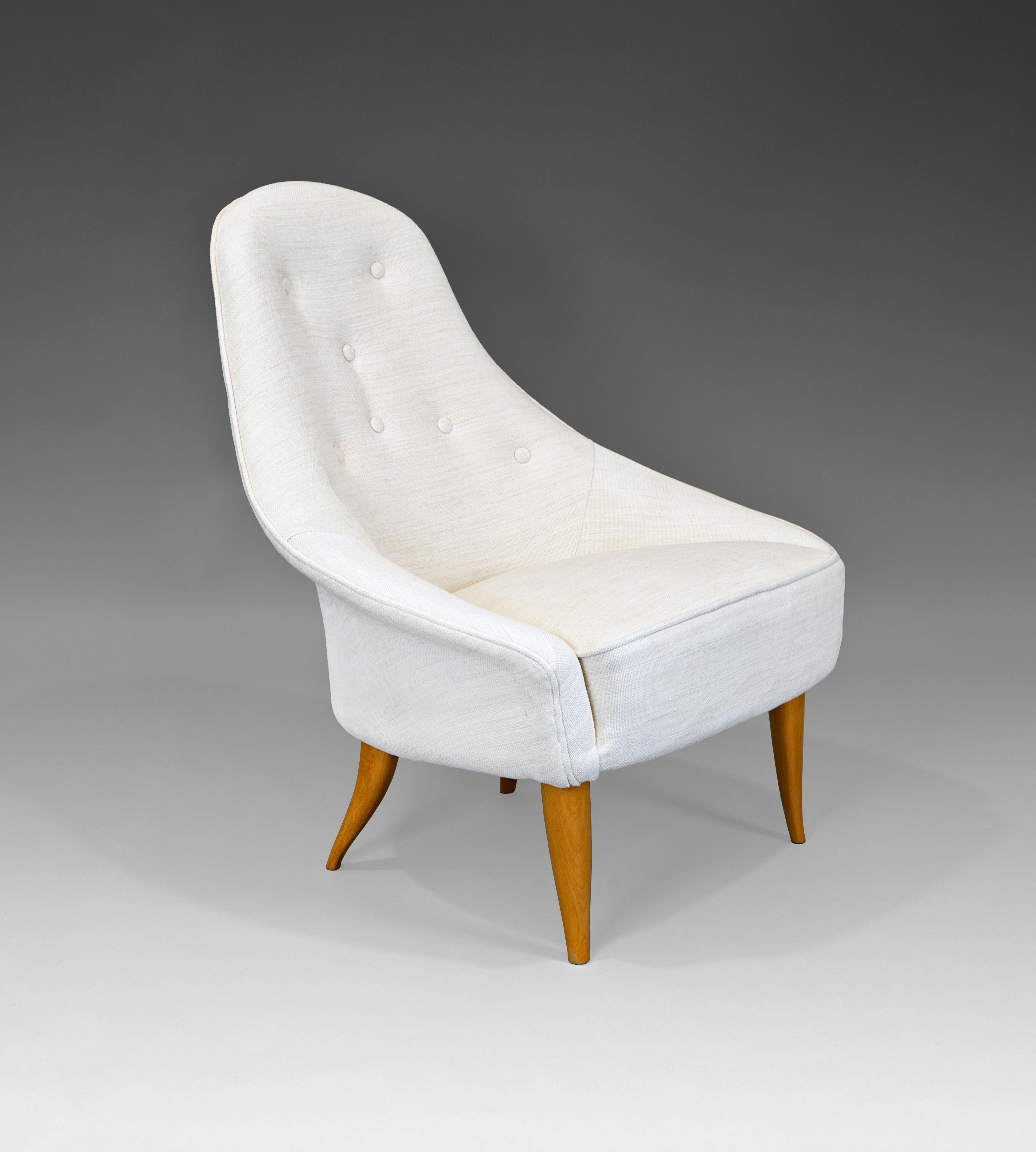 “Lilla Eva” armchair by Kerstin Hörlin-Holmquist for Nordiska Kompaniet in beech and upholstery. Belonging to “Paradise” series for the Project Triva by NK. Sweden, 1950s. Excellent condition, restored and reupholstered.