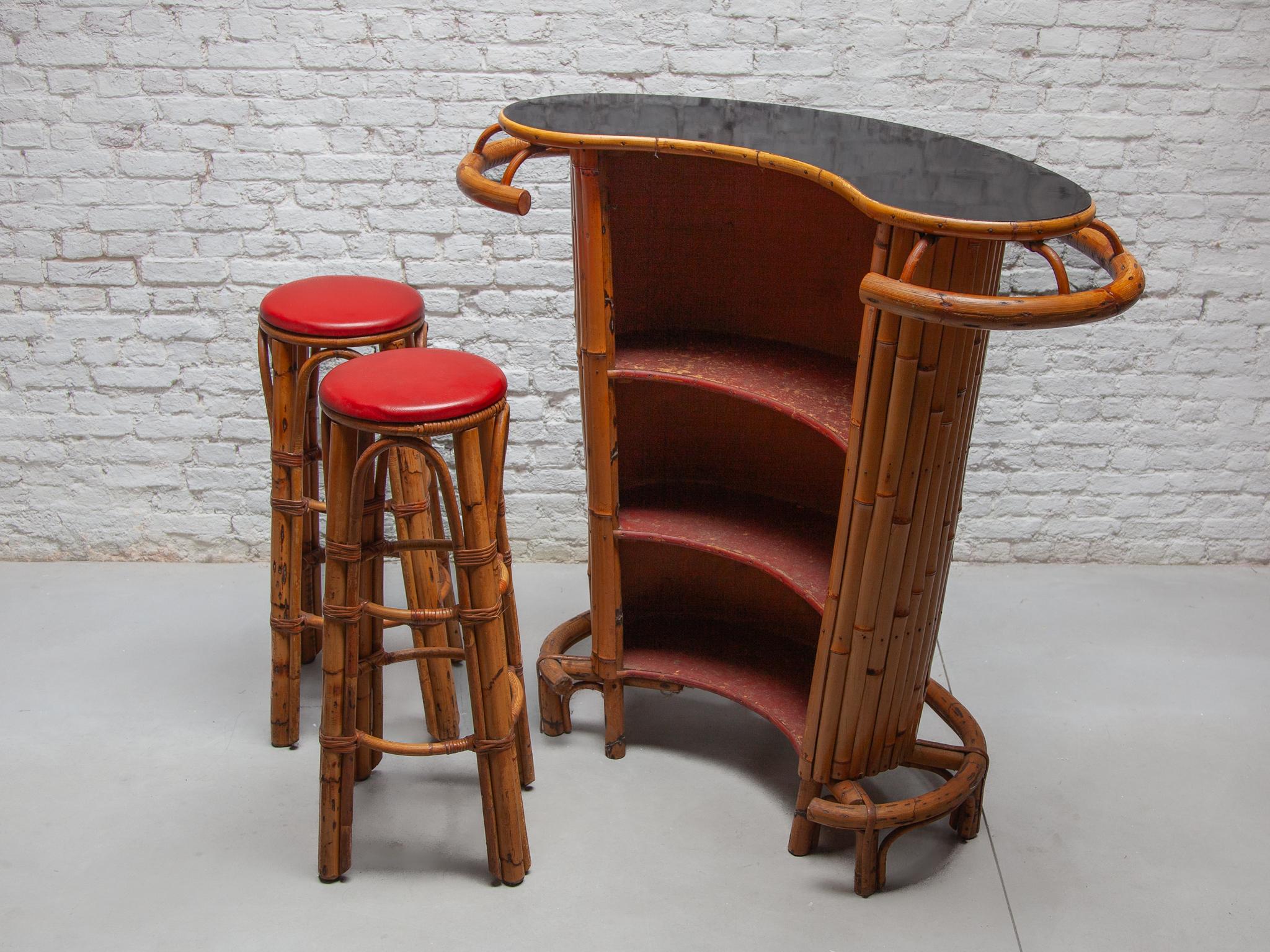 Faux Leather 1950s Kidney Shaped Midcentury Rattan and Bamboo Tiki Bar with Two Stools