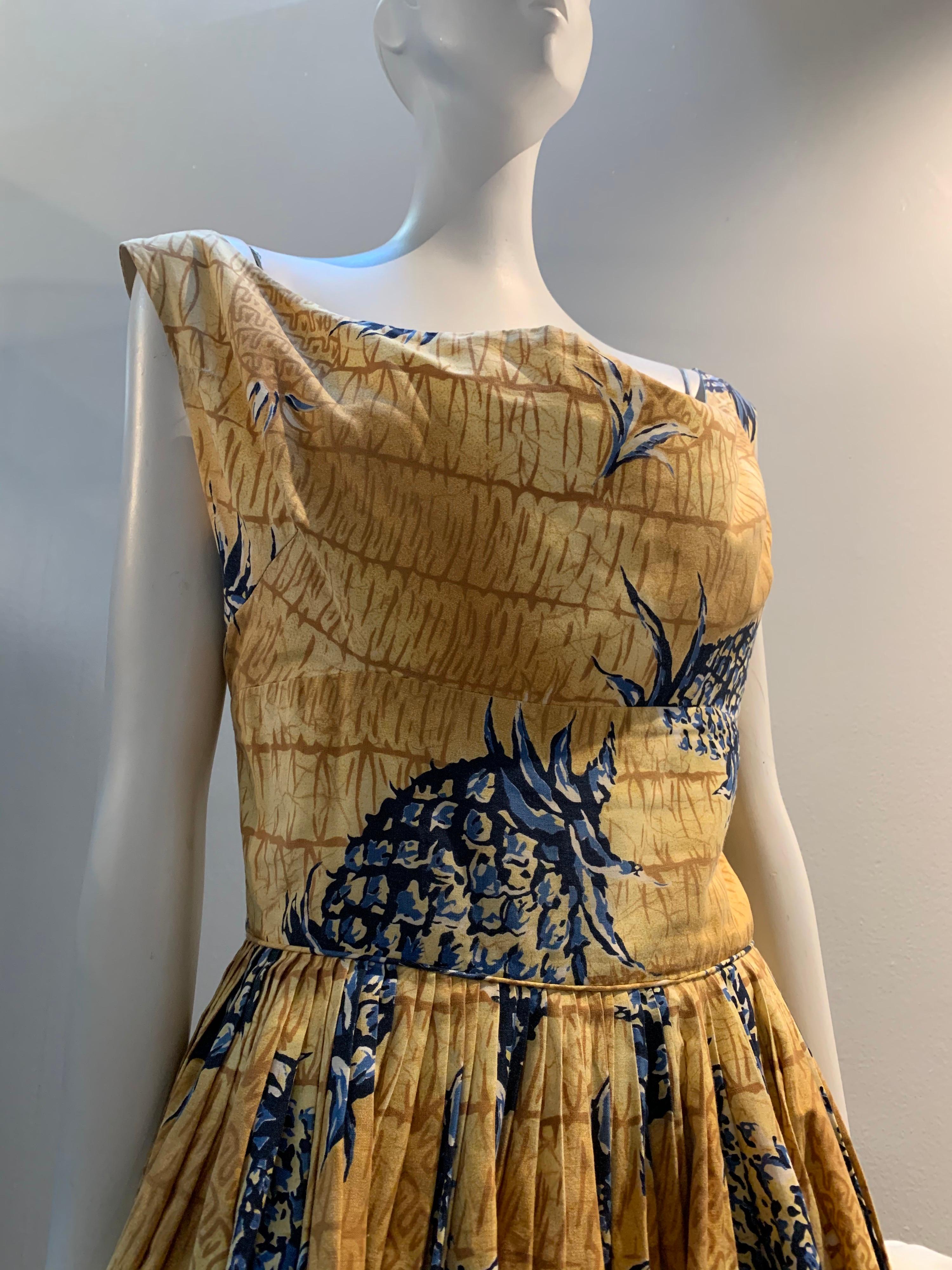 1950s Kiilani - Honolulu Golden Cotton Sundress W/ Blue & Black Pineapple Print For Sale 4