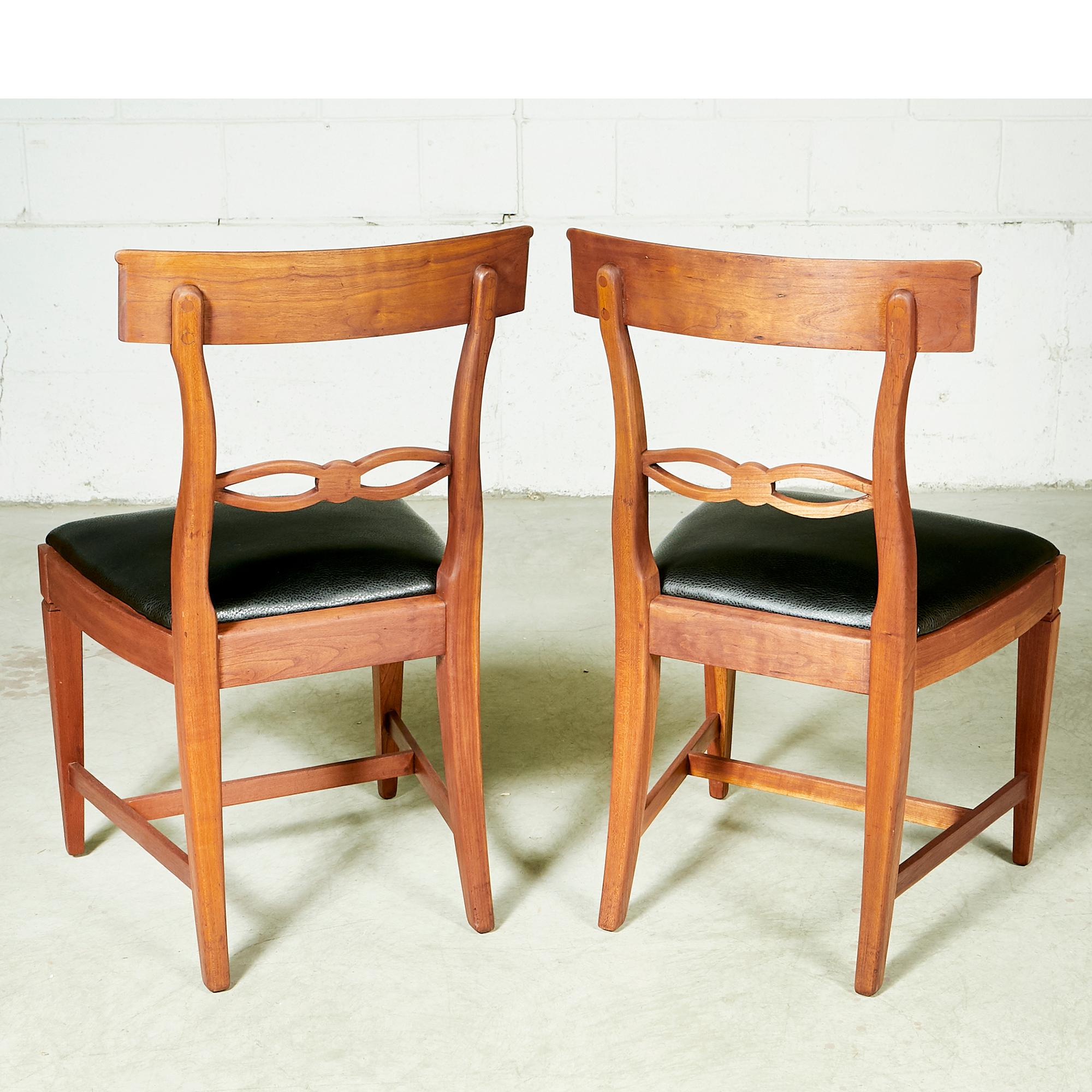 North American 1950s Kindel Cherrywood Dining Room Chairs, Set of 4 For Sale