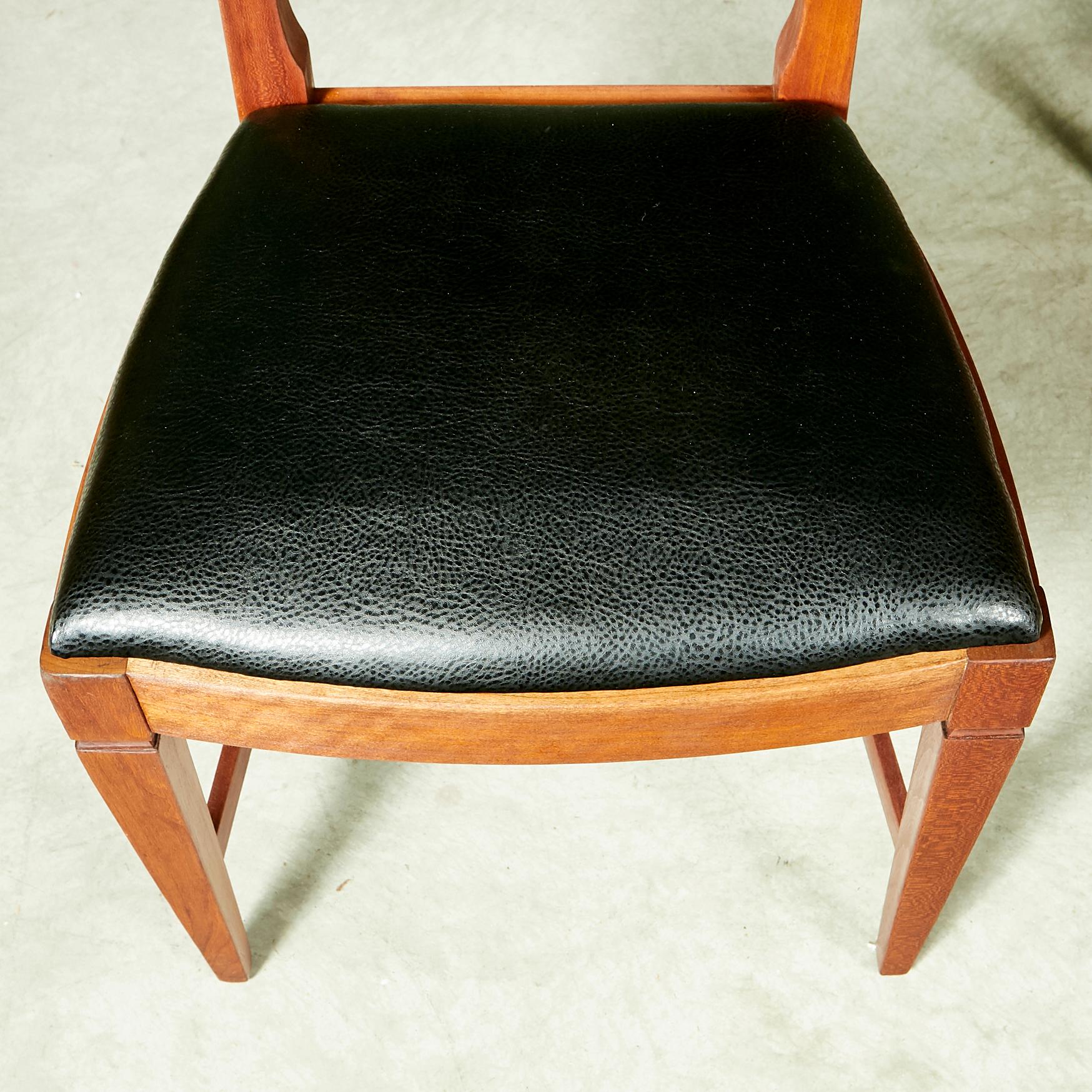 1950s Kindel Cherrywood Dining Room Chairs, Set of 4 (Kirsche) im Angebot