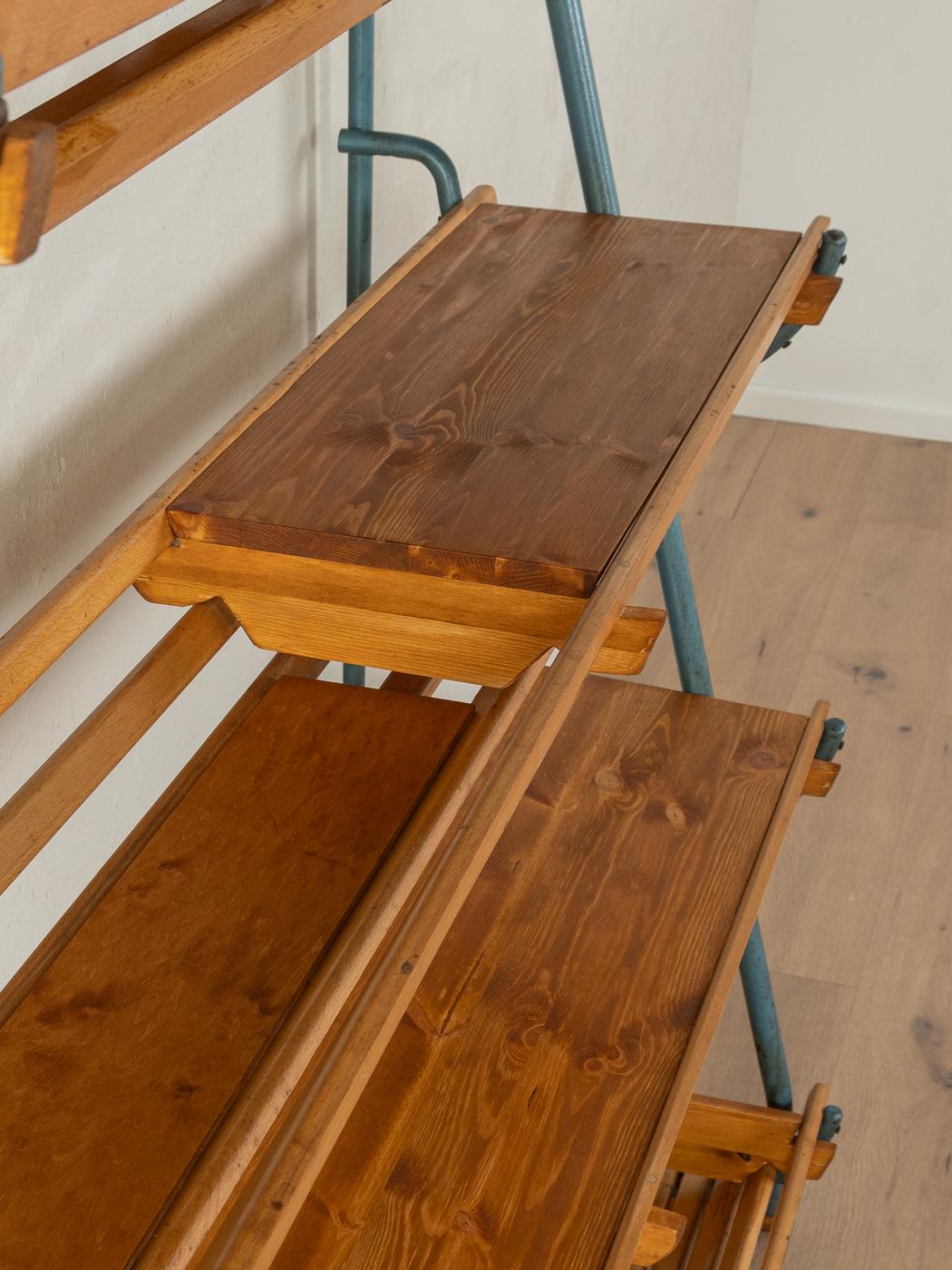Milieu du XXe siècle Etagère de rangement de cuisine des années 1950 en vente