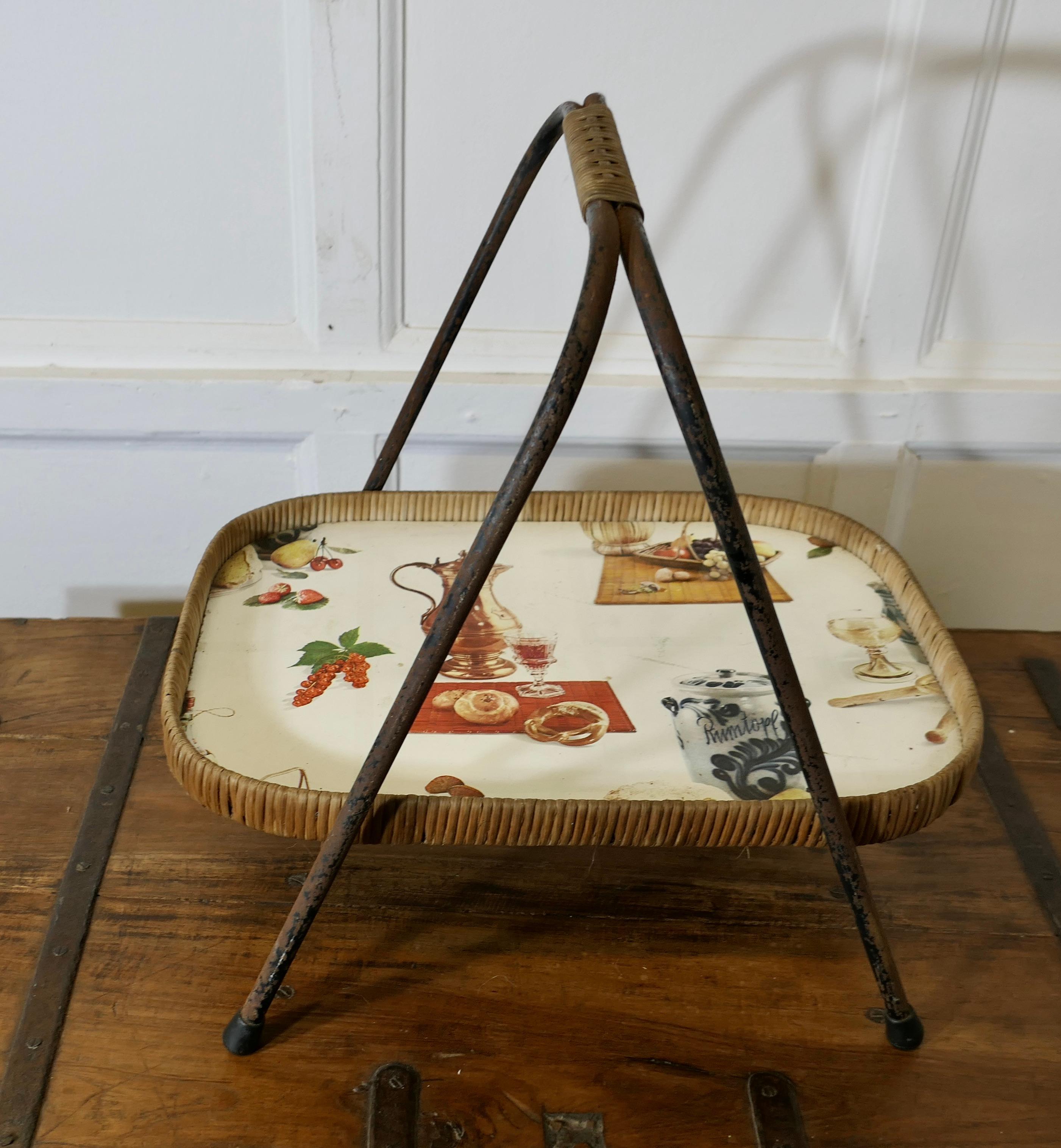 1950er Kitsch-Kuchenstand (Moderne der Mitte des Jahrhunderts) im Angebot