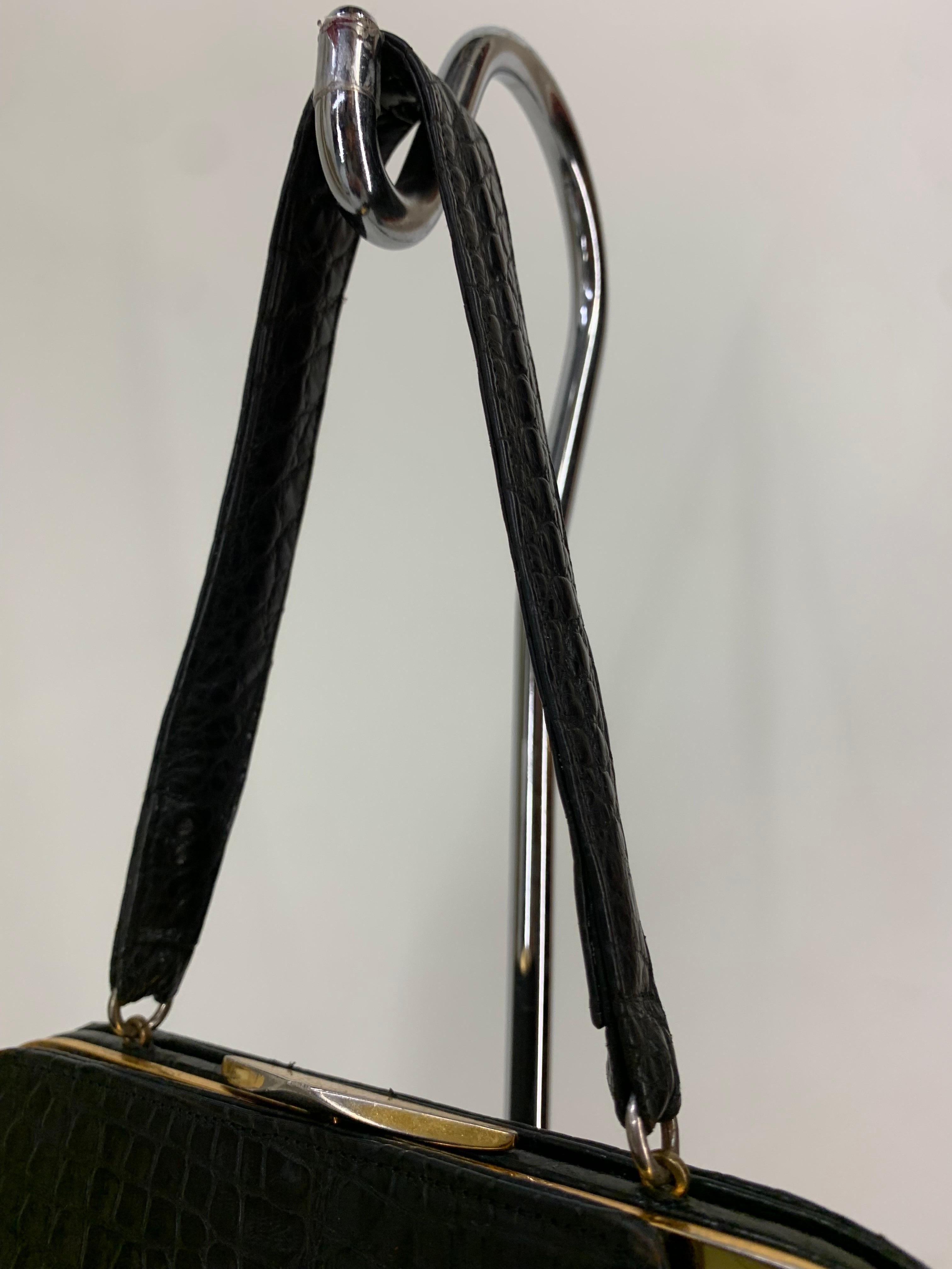 1950s Koret Genuine Black Alligator Handbag w Rare & Unusual Asymmetric Closure For Sale 8