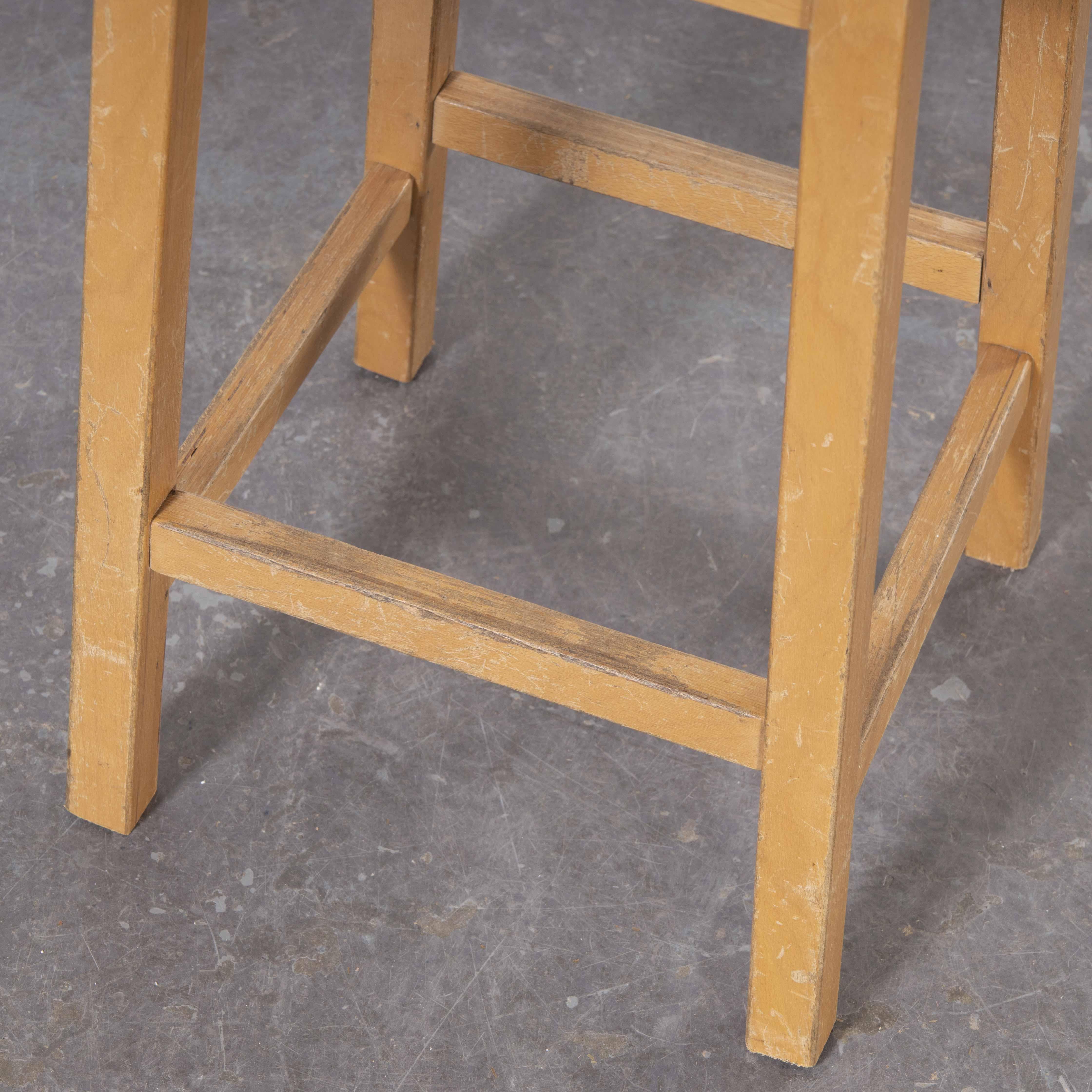 1950’s Laboratory stools By Lamstak – set of six
1950’s Laboratory stools By Lamstak – set of six. Lamstak was a large producer of furniture in the mid century period. They pioneered making chairs using laminated bentwood for strength and these are