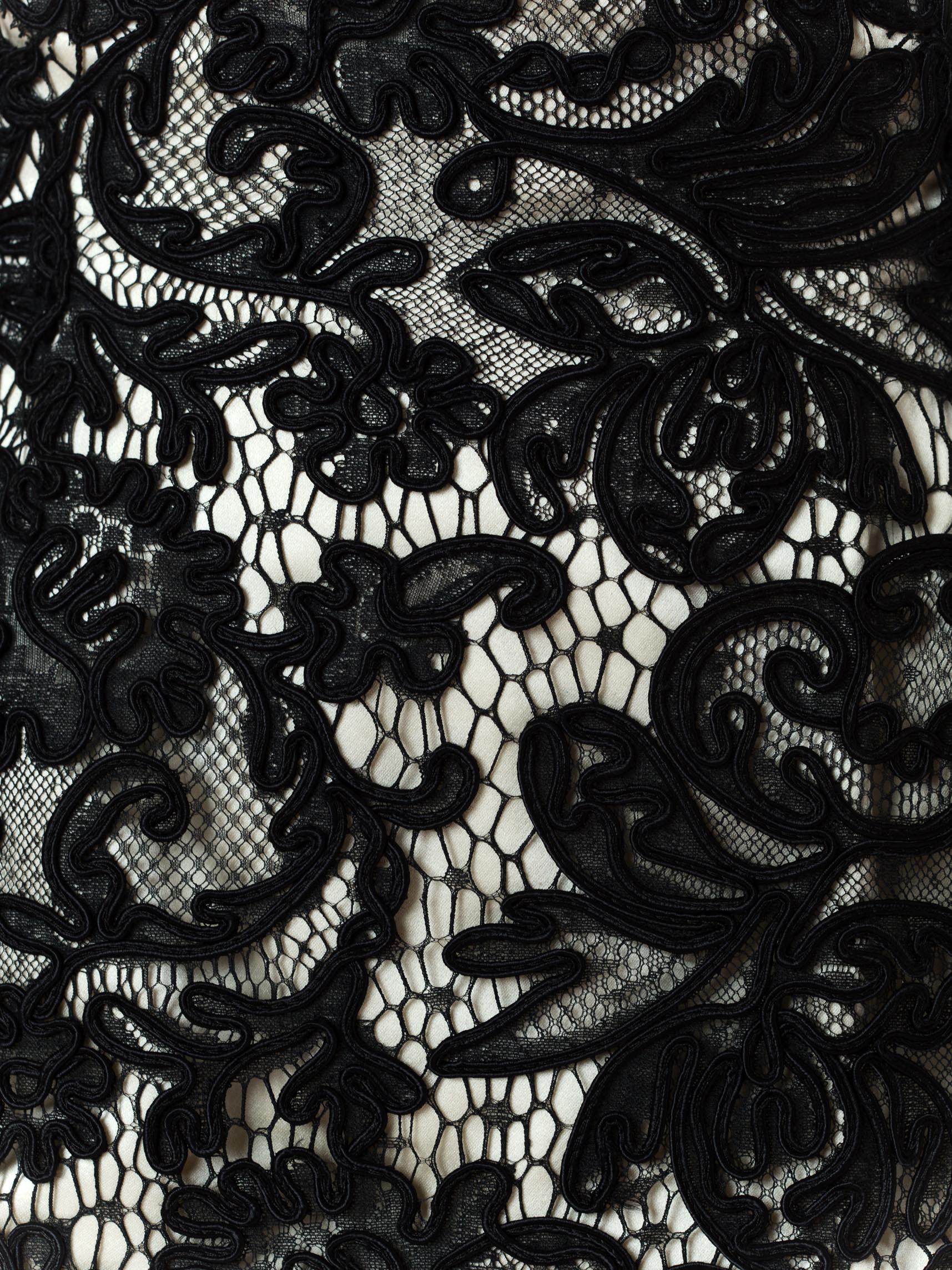 1950S Black & White Haute Couture Silk Duchess Satin Lace Sexy Fitted Cocktail  For Sale 5