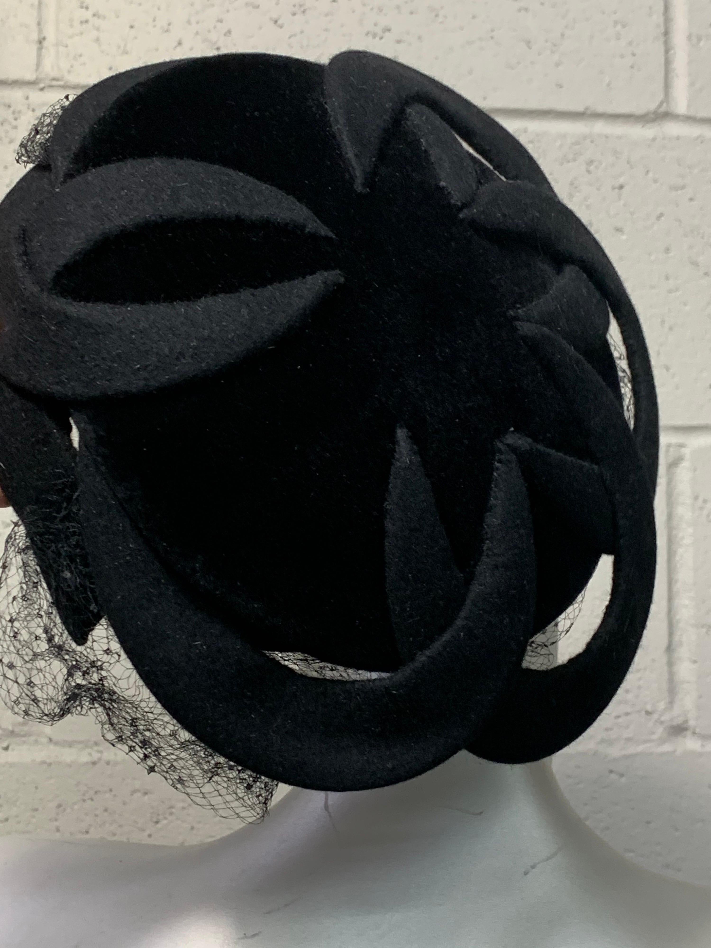 1950s Laddie Northridge Custom Black Velvet & Felt Horseshoe Design Hat w Veil 5