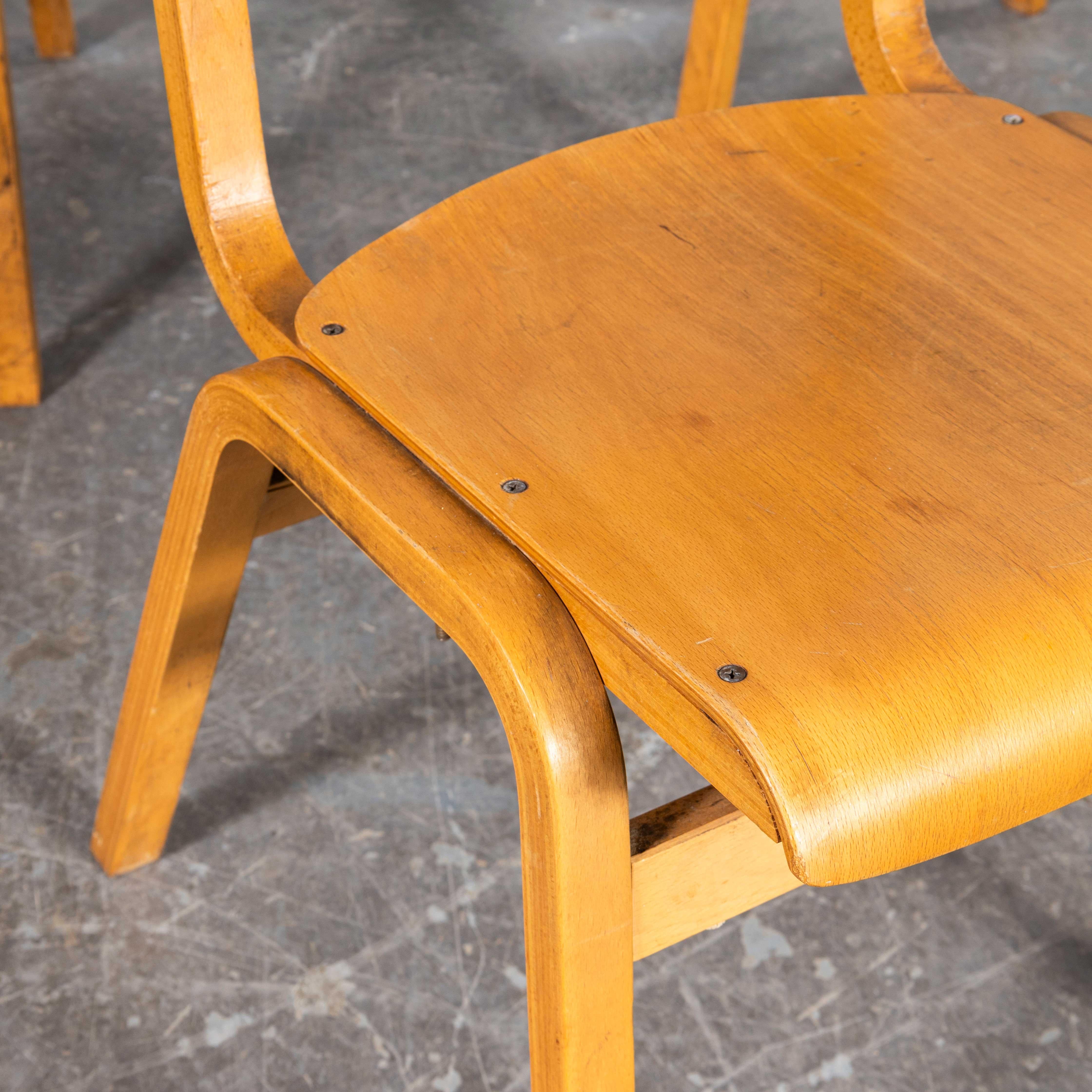 Sedie da pranzo impilabili in faggio Lamstak degli anni '50 - Disponibile in grandi quantità in vendita 2