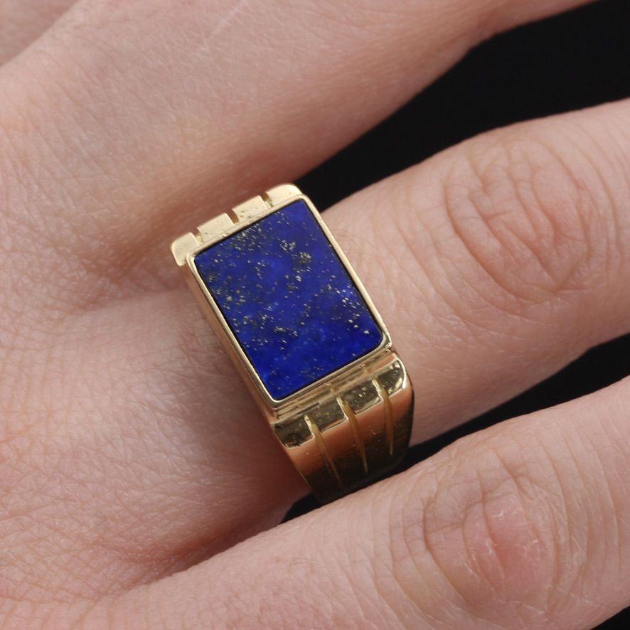 Bague signet en or jaune 18 carats, lapis-lazuli, des années 1950 Pour femmes en vente