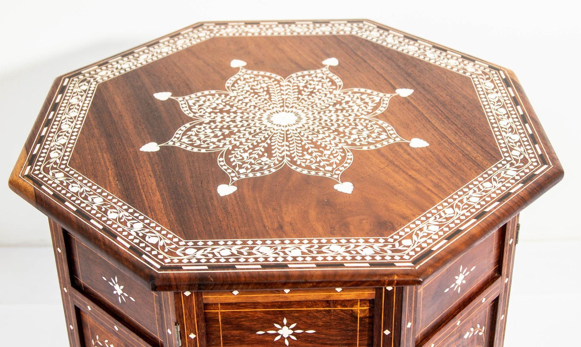 1950s Large and Intricately Bone Inlaid Anglo Indian Octagonal Side Table 7