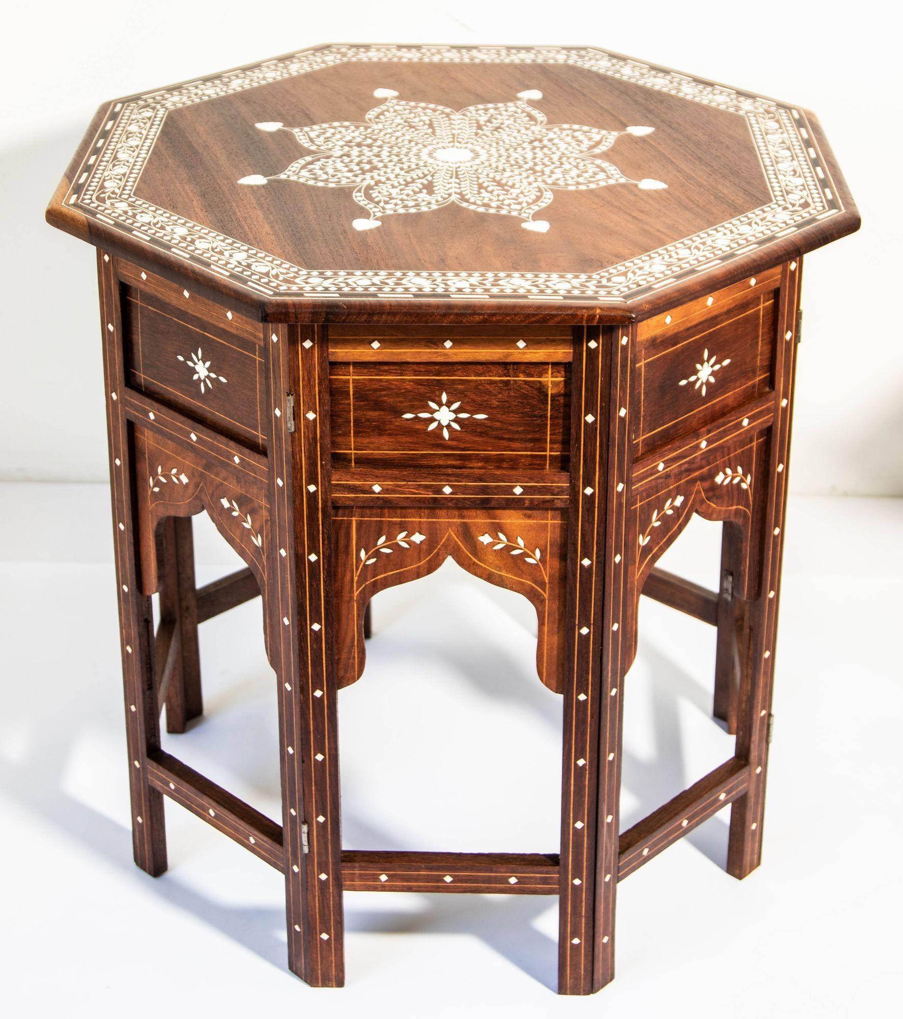 1950s Large and Intricately Bone Inlaid Anglo Indian Octagonal Side Table 8