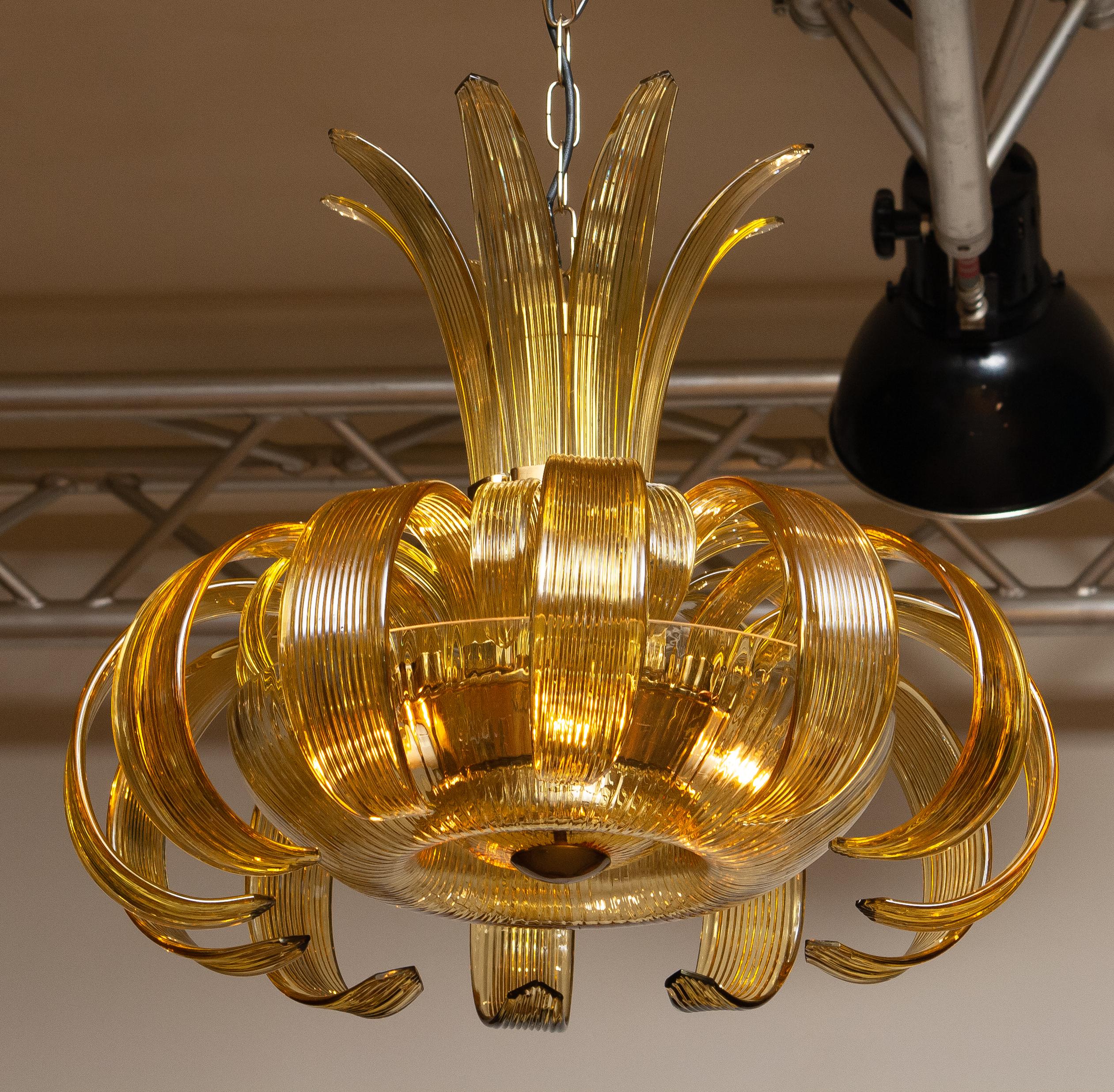 Extremely beautiful amber chandelier from the 1950s made in the Czech Republic. All in genuine Bohemian Cristal (marked).
All in good condition and technically 100%. The chandelier consists four E14 / E17 screw fittings.
Measurements including the