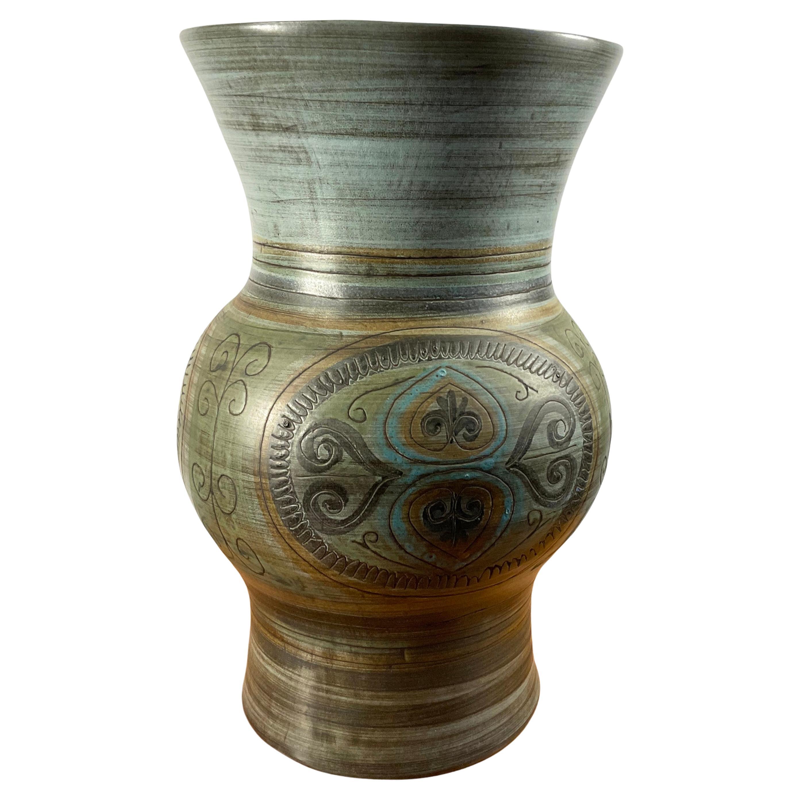 Grand vase en céramique des années 1950 par Jean De Lespinasse