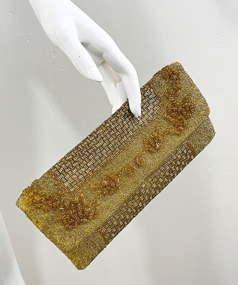 1950s Large Gold Beaded Silk Hong Kong Made Vintage 50s Evening Clutch Purse Bag For Sale 5