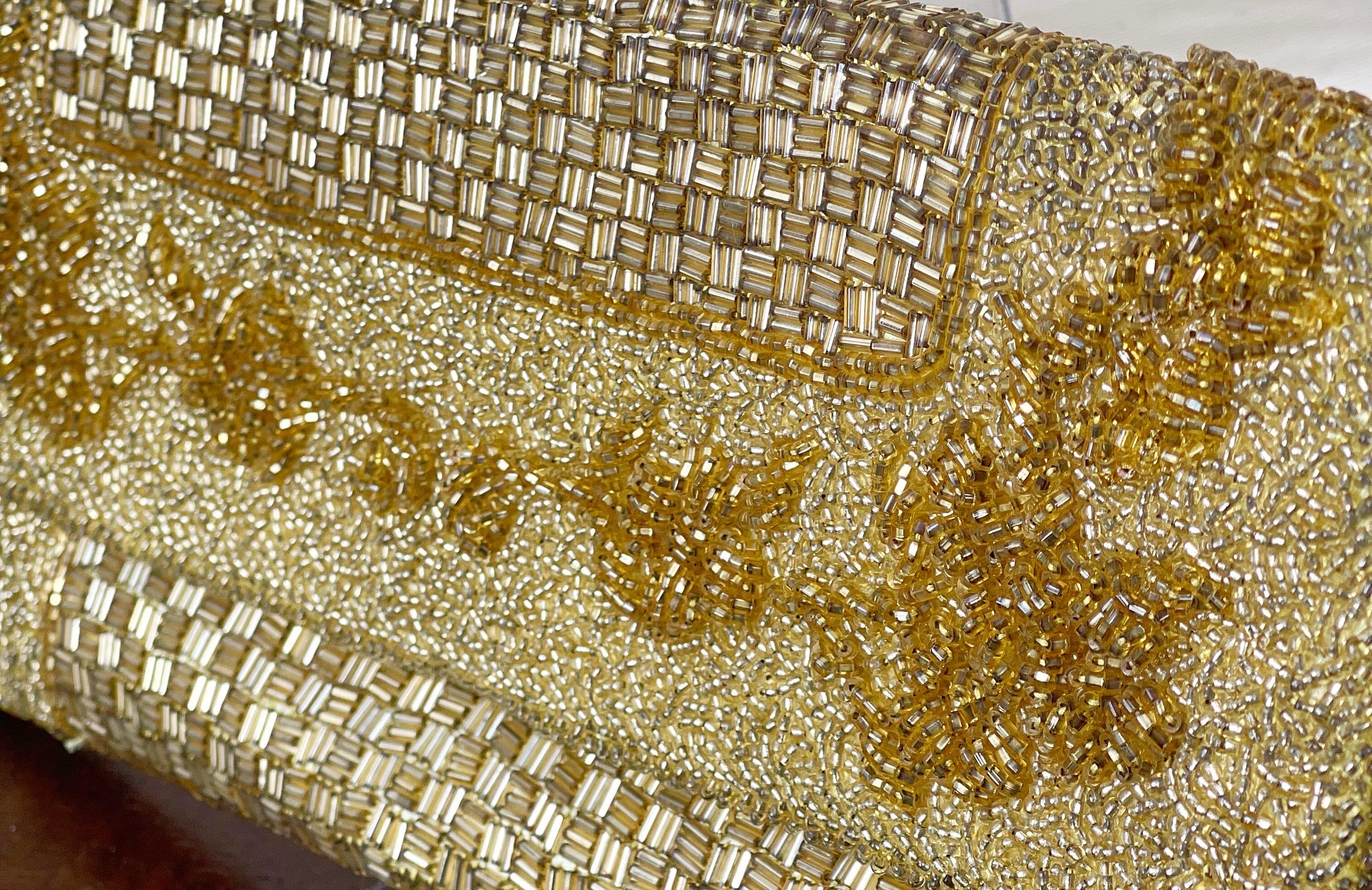 Women's 1950s Large Gold Beaded Silk Hong Kong Made Vintage 50s Evening Clutch Purse Bag For Sale