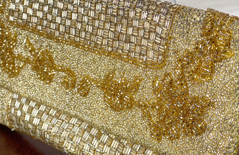 1950s Large Gold Beaded Silk Hong Kong Made Vintage 50s Evening Clutch Purse Bag For Sale 3
