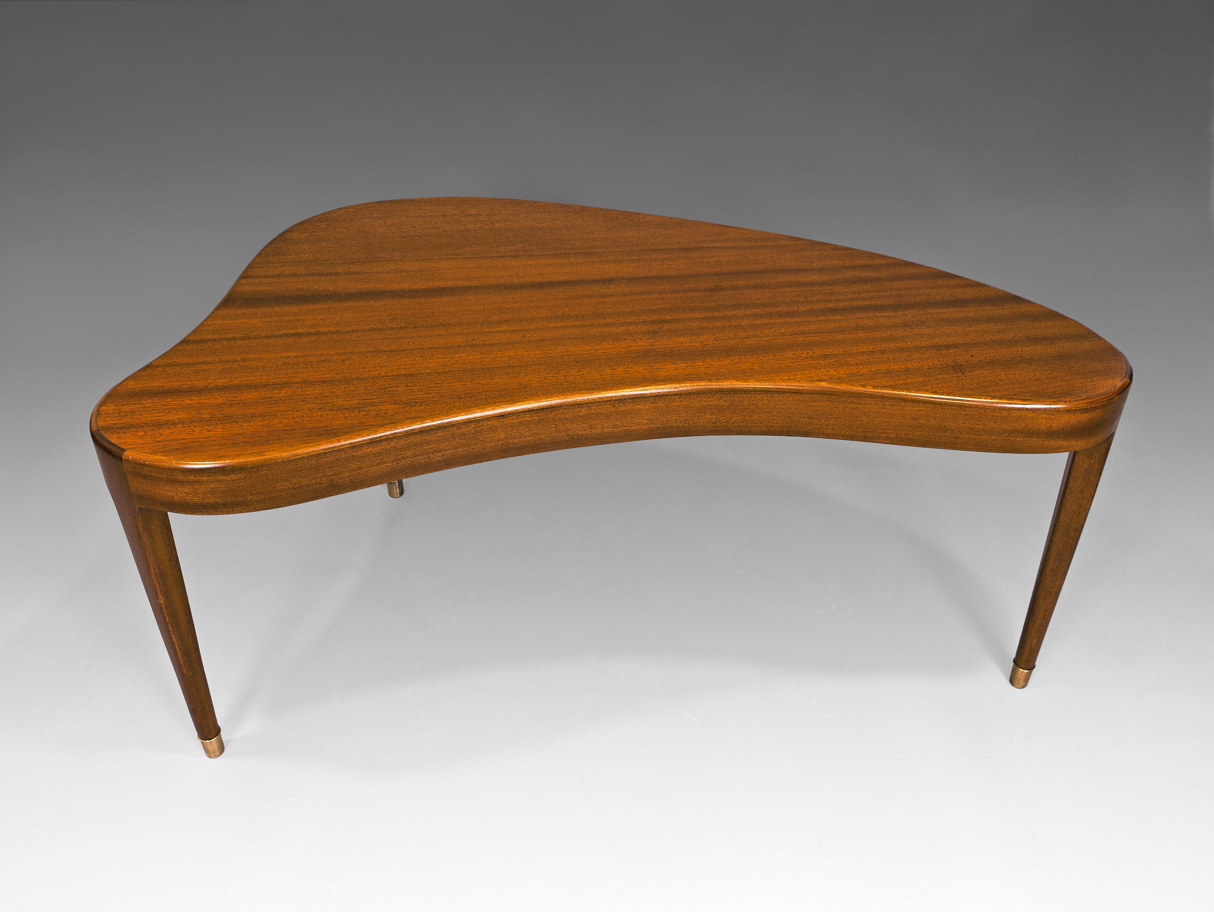 Mid-Century Modern 1950s Large Kidney Shaped Coffe Table in Mahogany