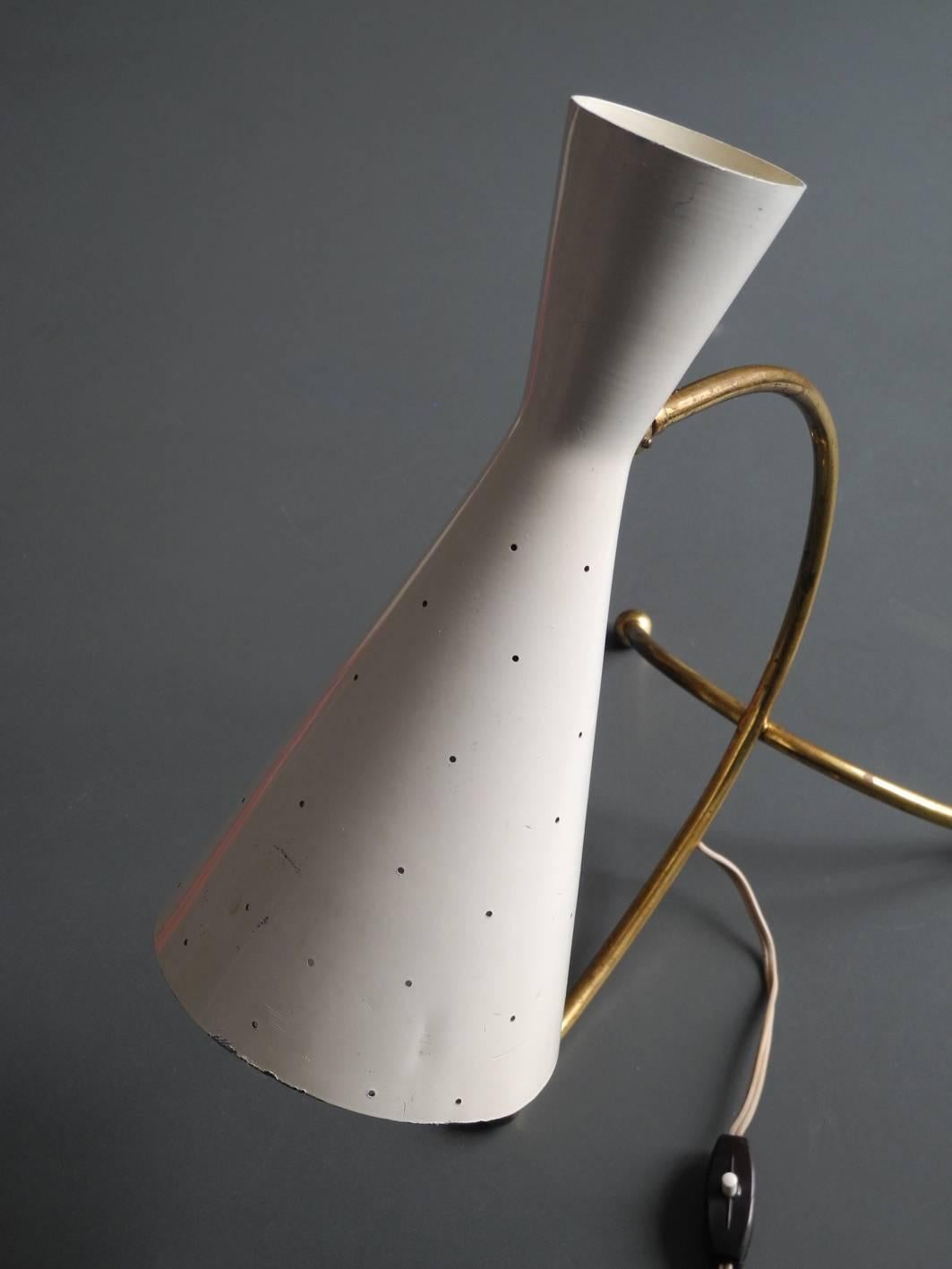 Mid-20th Century 1950s Large Midcentury Brass & Painted Metal Diabolo Table Lamp by J. T. Kalmar