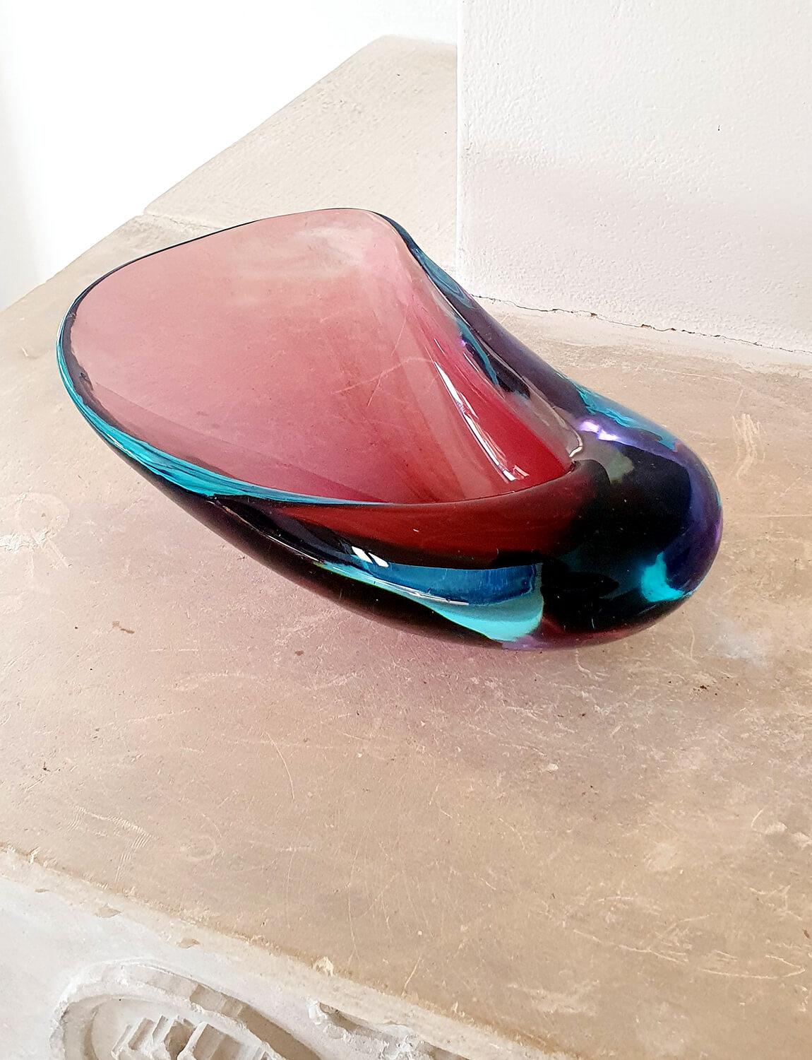 Large Italian Hand-blown Murano Glass Sommerso Bowl in Pink and Blue, 1950 1
