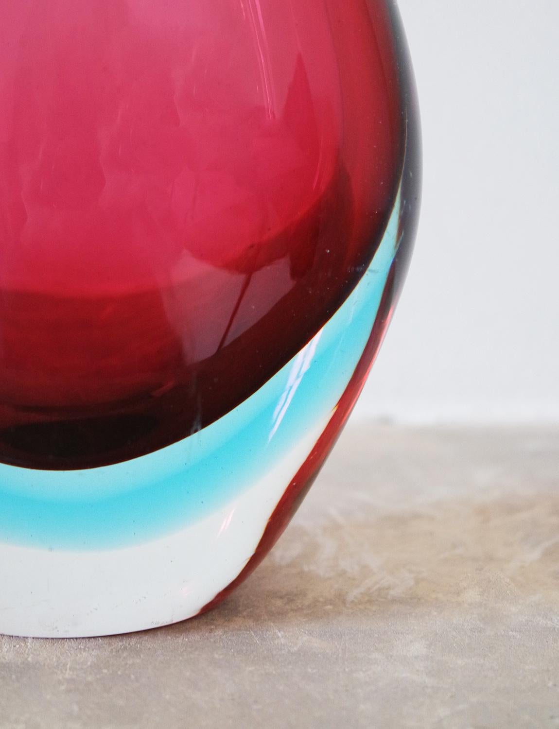 Blown Glass 1950s Large Pink Italian Hand-Blown Murano Glass Sommerso Vase