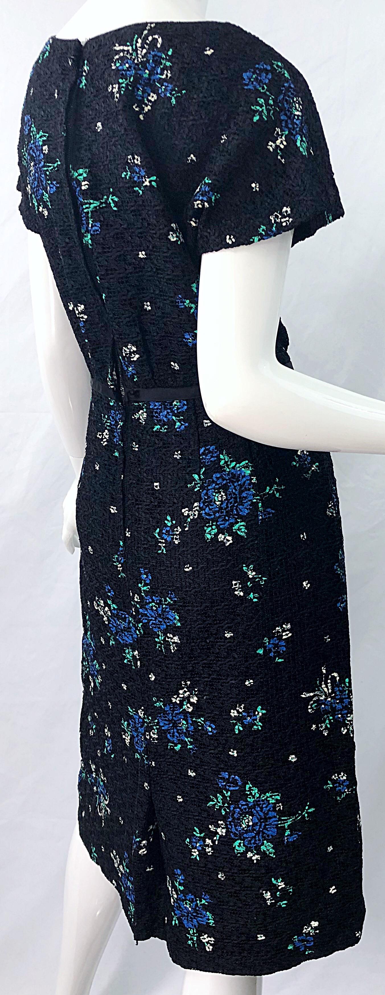 1950er Jahre Großes, handbemaltes, schwarzes, gewebtes Vintage-Kleid mit Bändern aus Seide in Übergröße im Angebot 6