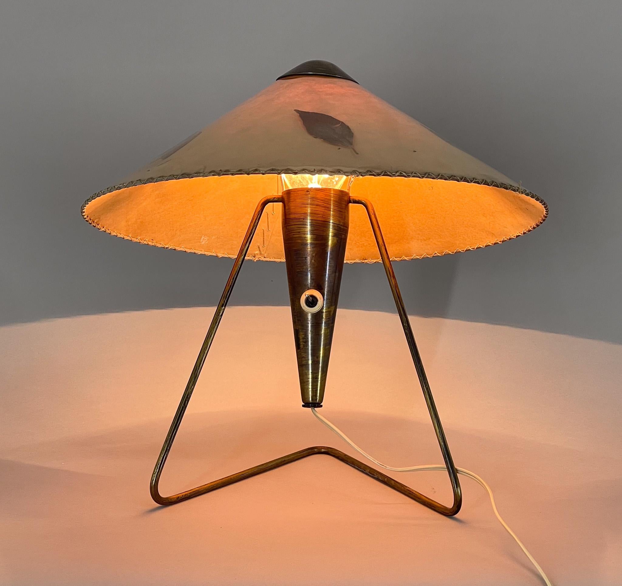 Tchèque Grande lampe de table ou applique rare des années 1950 par Helena Frantova pour Okolo, Tchécoslovaquie en vente