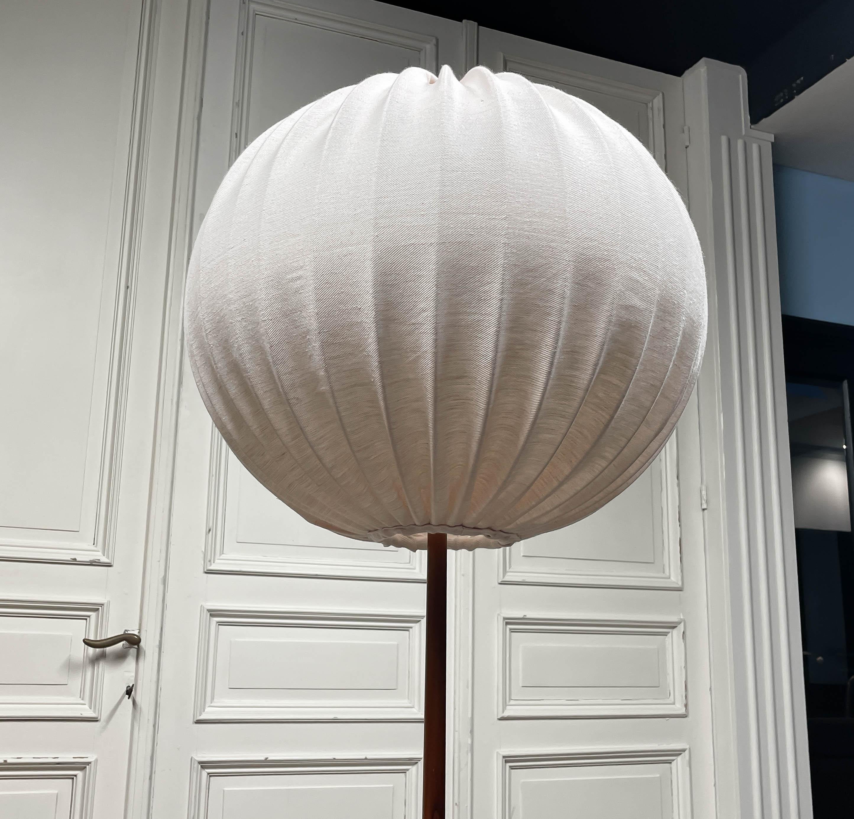 1950s, Large Spherical Floor Lamp By Uno & Östen Kristiansson For Luxus For Sale 4