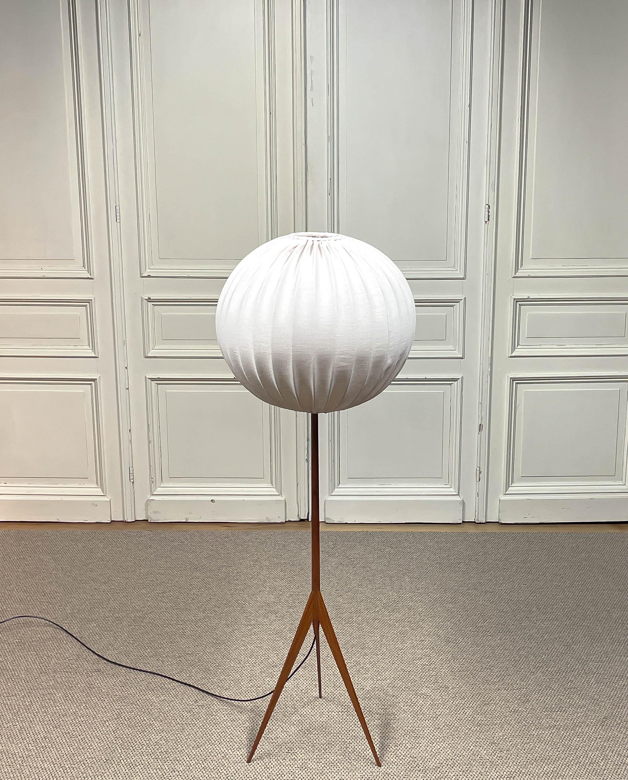 1950s, Large Spherical Floor Lamp By Uno & Östen Kristiansson For Luxus For Sale 3