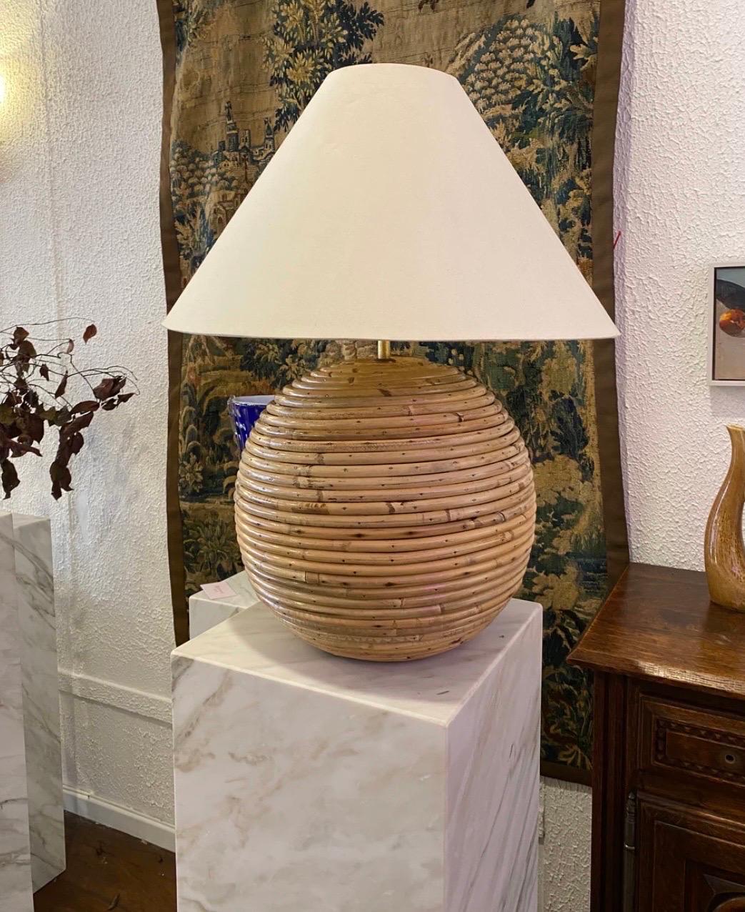 Gorgeous 1950s large Vivai Del Sud Lamp. Rare piece in excellent vintage condition.