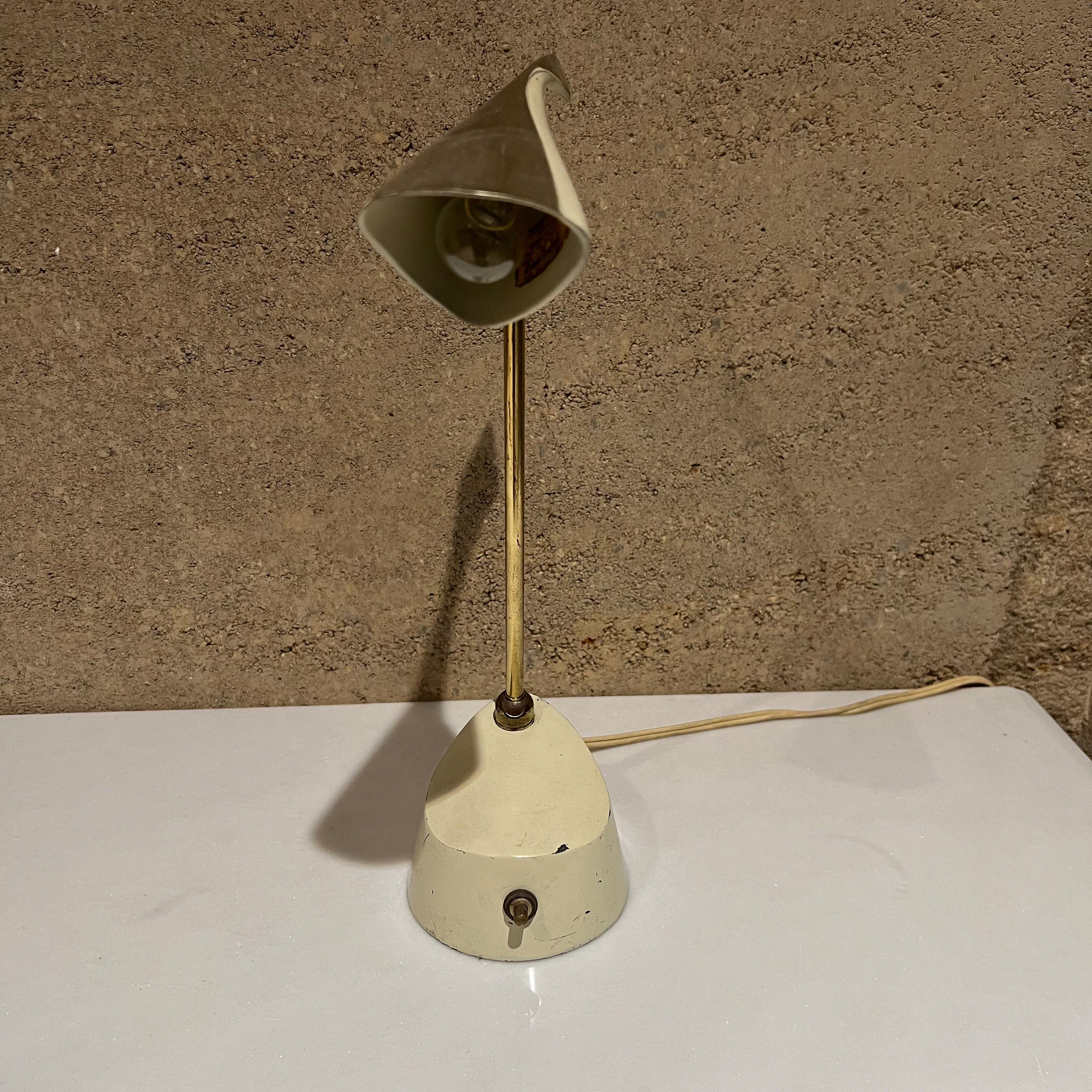 1950s Laurel Lamp Sculptural Desk Task Light Modern Brass Flair For Sale 4