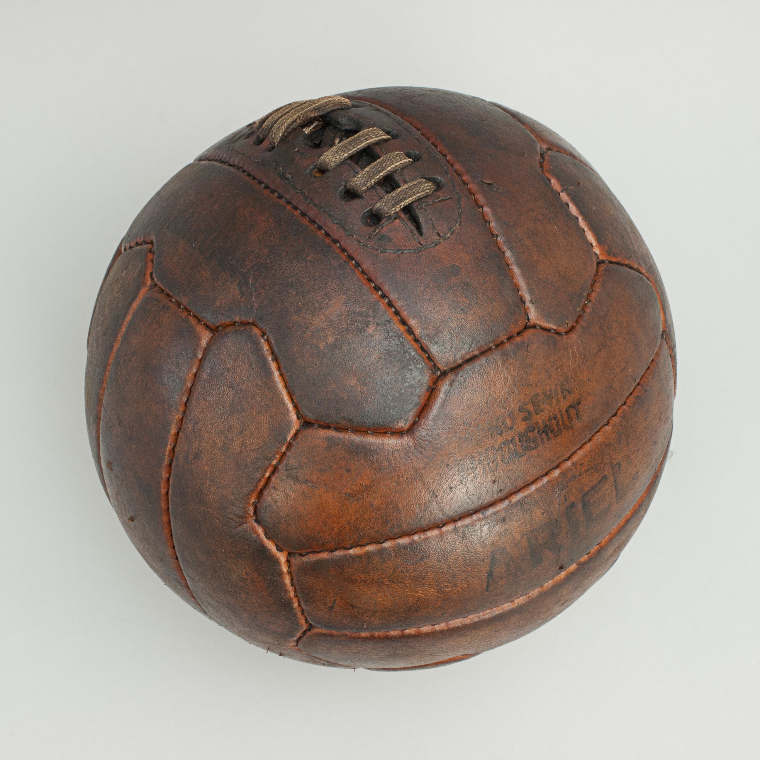 1950s Leather Vintage Football Zig-Zag Ariel Football Soccer Ball 1