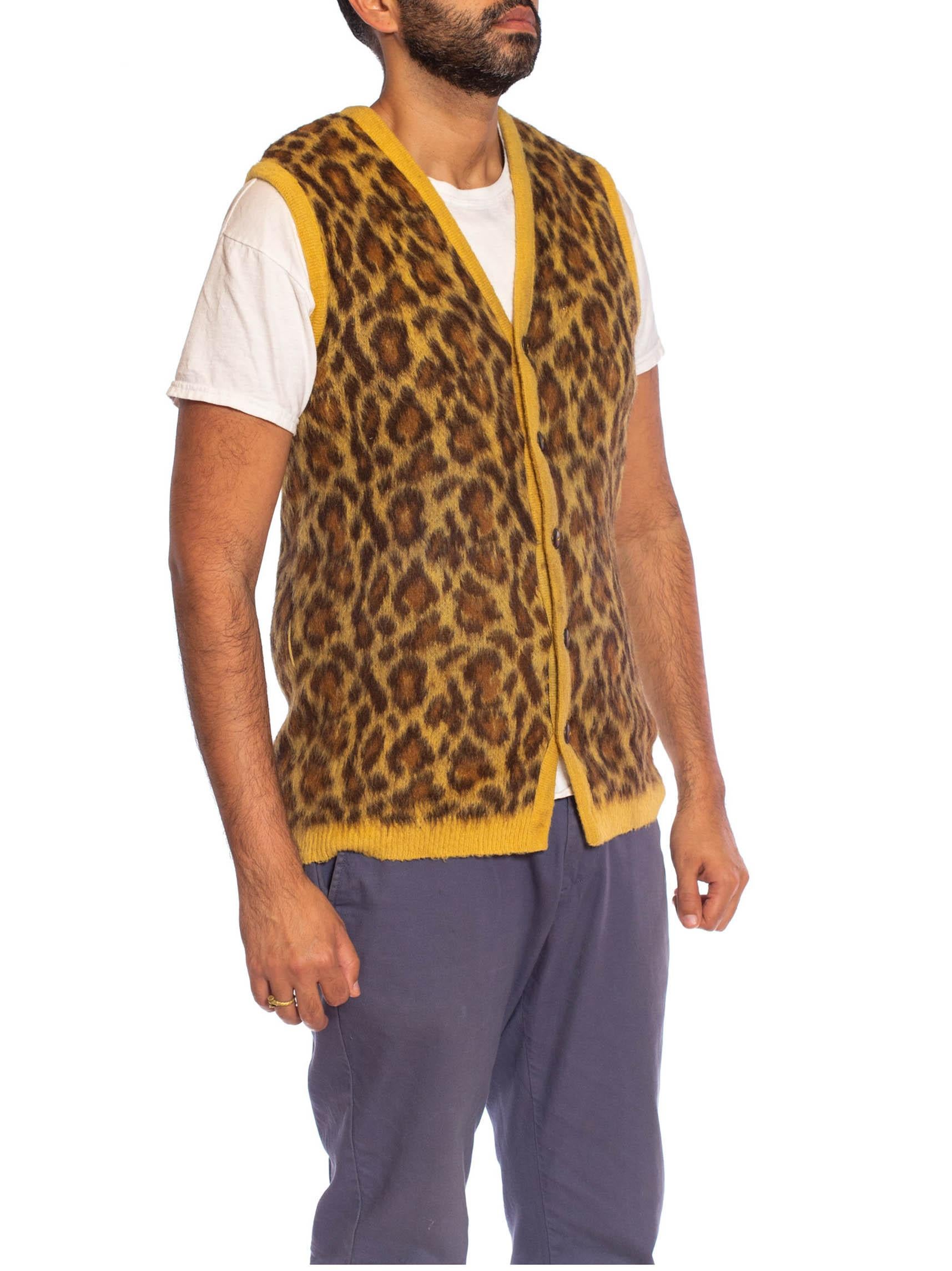 1950S Leopard Print Mohair Blend Knit Sweater Vest In Excellent Condition In New York, NY