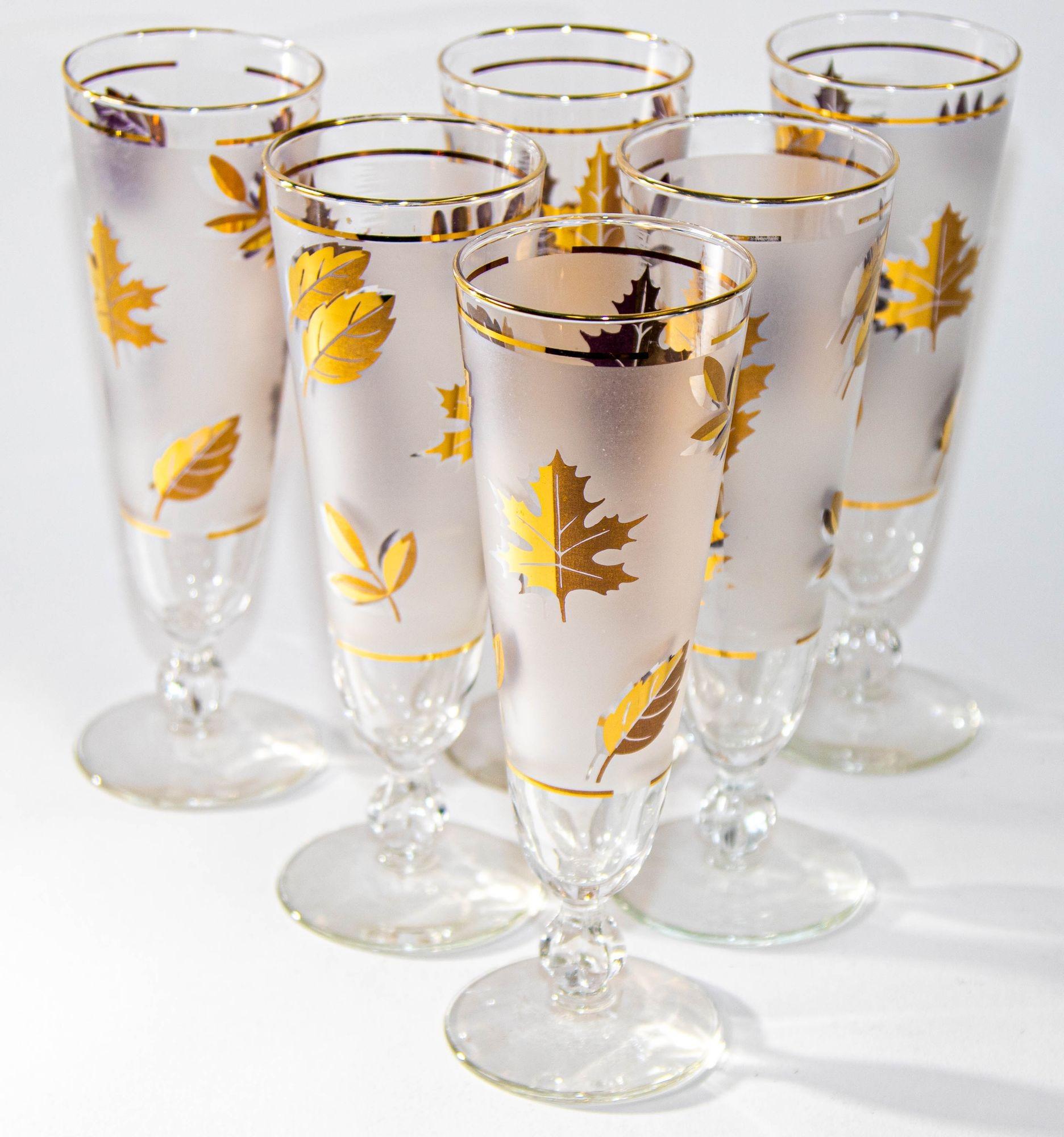 1950s Libbey Golden Foliage Pilsner Glass set of 6 Frosted with Gold Leaf For Sale 11