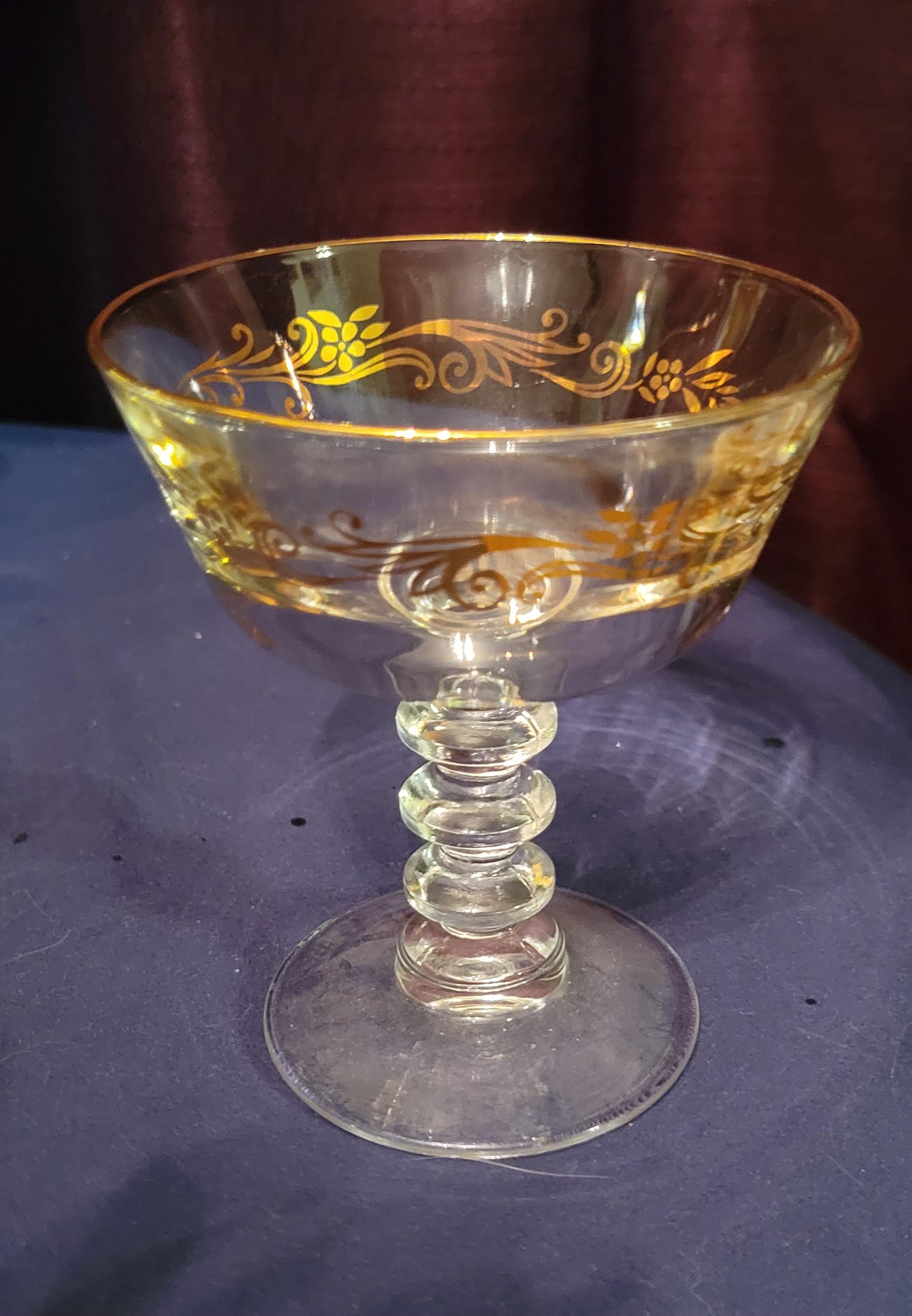 1950s, Lifetime 'Gold Crown' Champaign Coupe Set of 12.  For Sale 5
