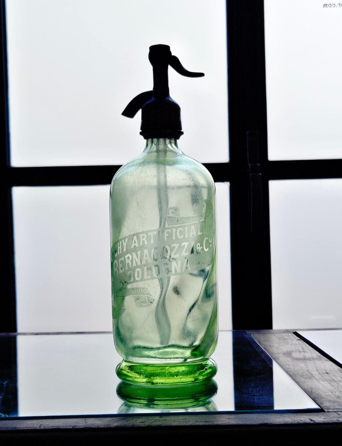 Bottiglia di soda Greene & Greene degli anni '50   L. Bernagozzi & Co, Bologna In condizioni buone in vendita a Florence, Tuscany