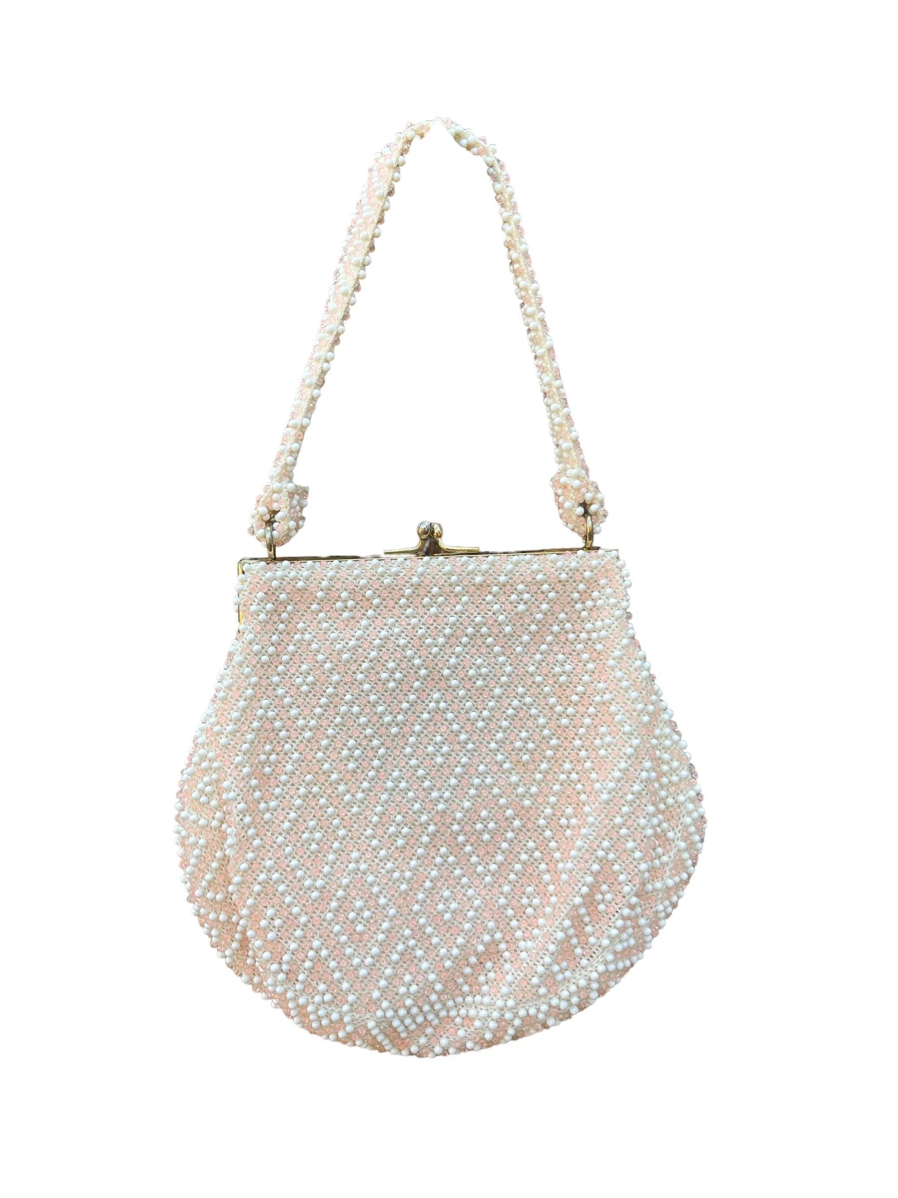 1950’s Light Pink Corde-Bead Bubble Handbag by Lumured For Sale 2