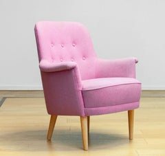 Années 1950, fauteuil en laine lilas par Carl Malmsten pour H. H. Sjogren.